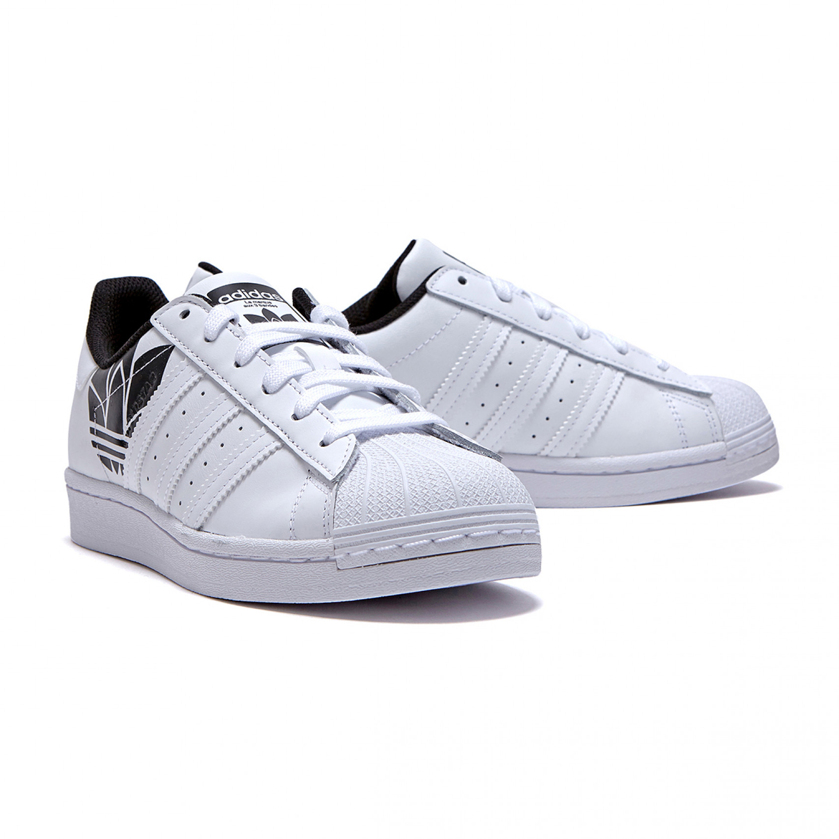 SUPERSTAR