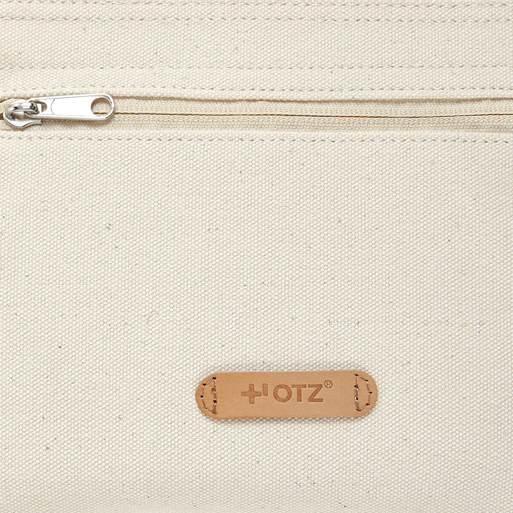 오찌X스티브 미니 메신저백