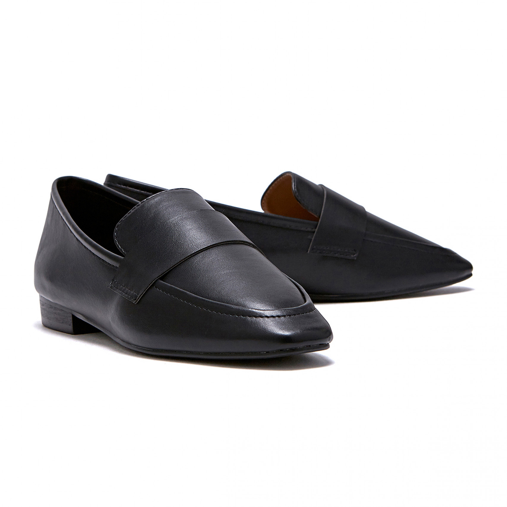 Basic Loafer