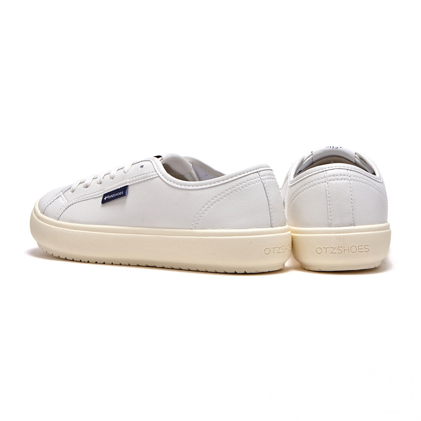 Pilgrim V3 Basic Leather Sneakers