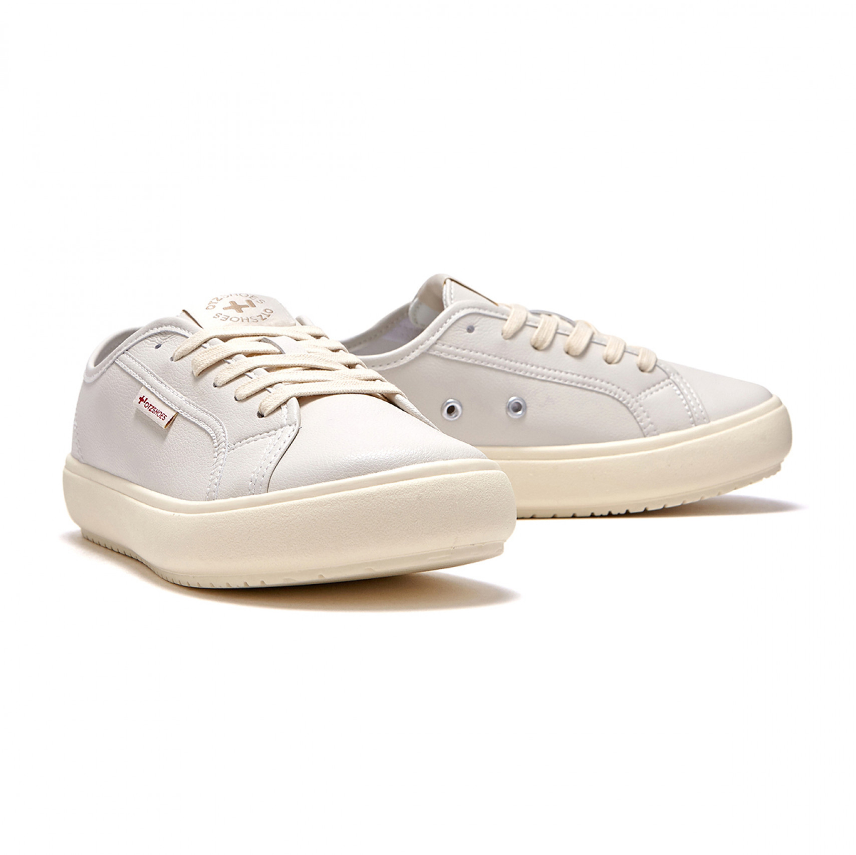 Pilgrim V3 Basic Leather Sneakers