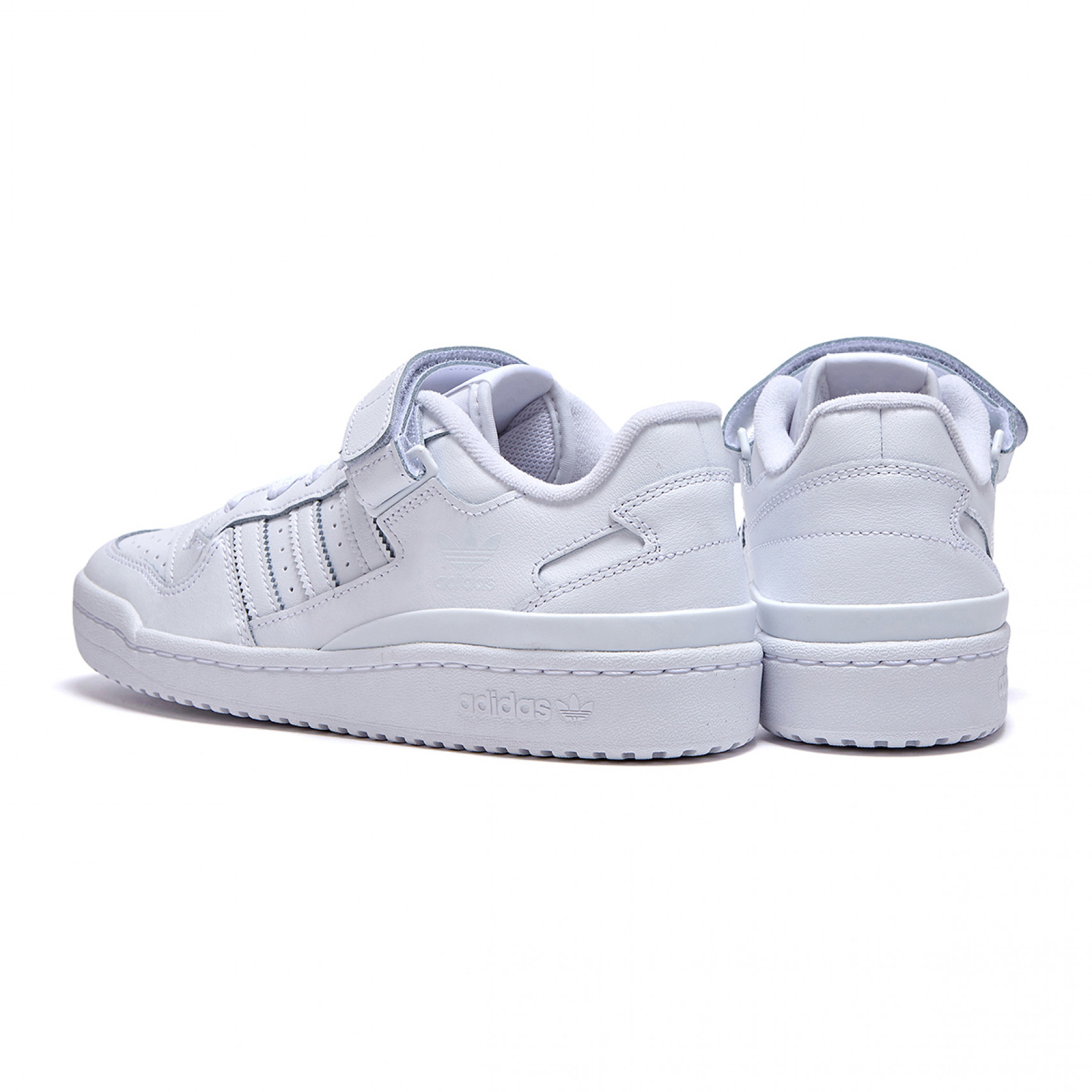 FORUM LOW / FY7755