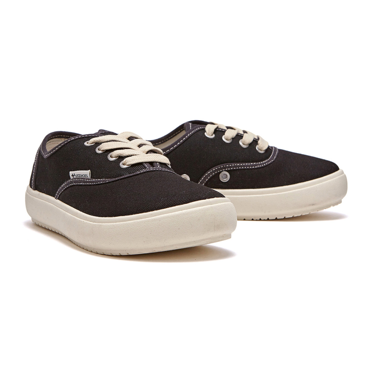Pilgrim V3 Canvas Comfy Sneakers
