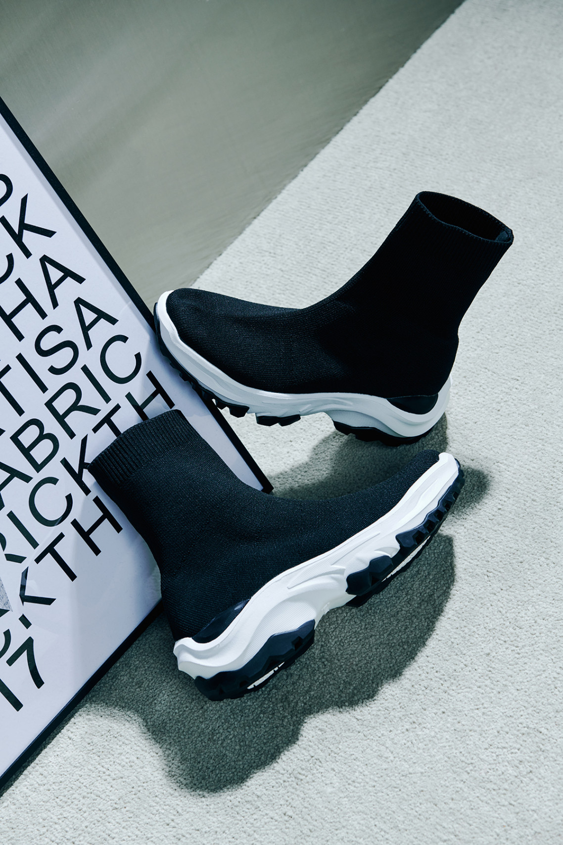시티트레커 니트삭스 부츠 화이트콤비 City Trekker Knit Socks Boots