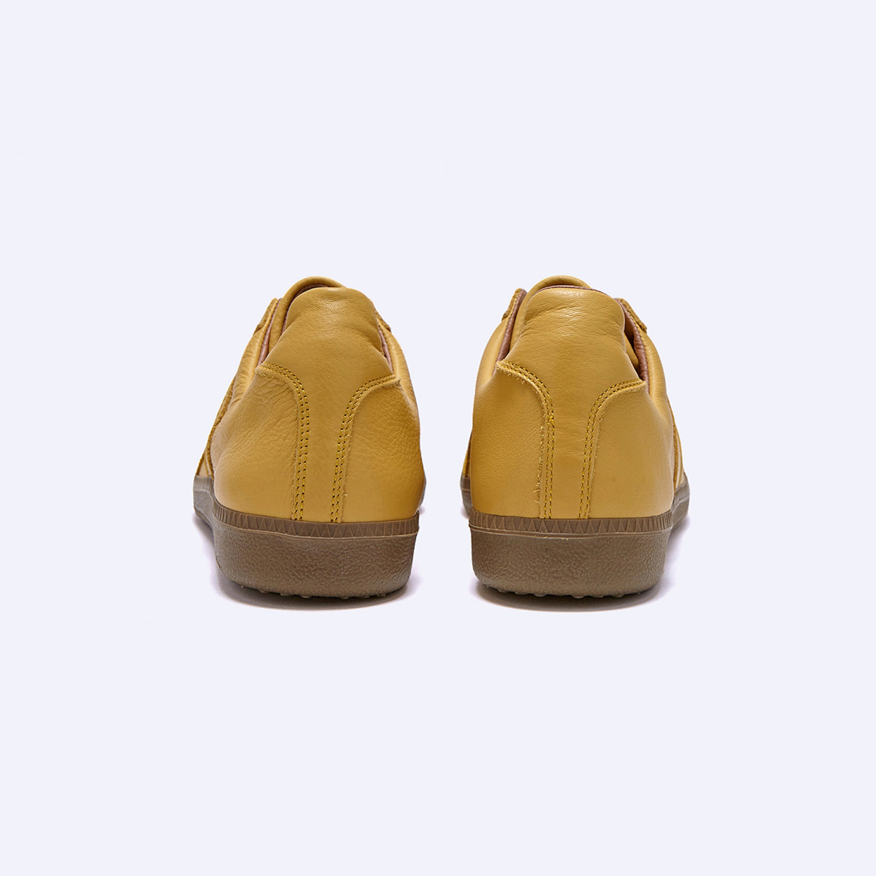 GERMAN MILITARY TRAINER 옐로우 / 1700L