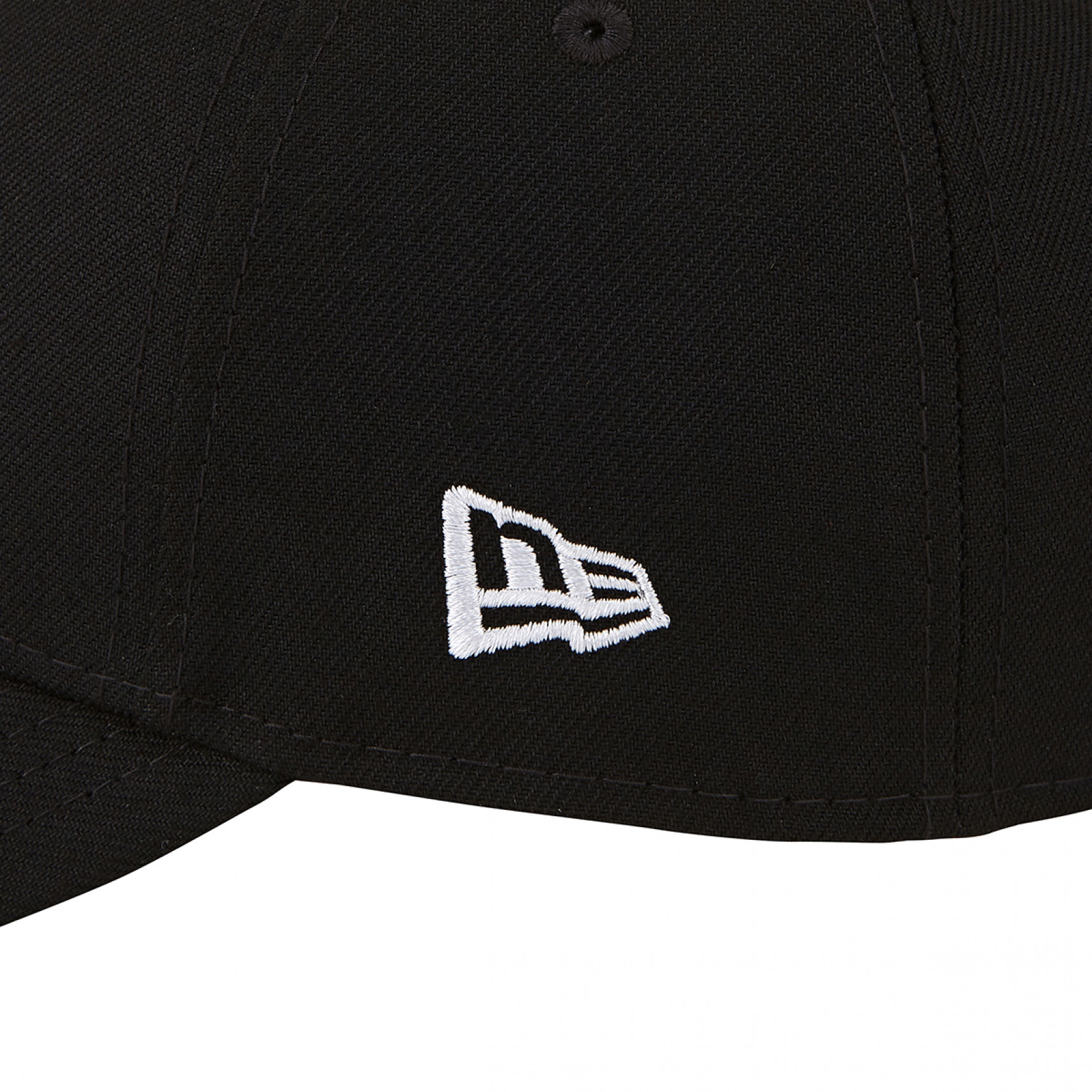 MLB 뉴욕 양키스 베이직 화이트 온 블랙 볼캡 / 12836257