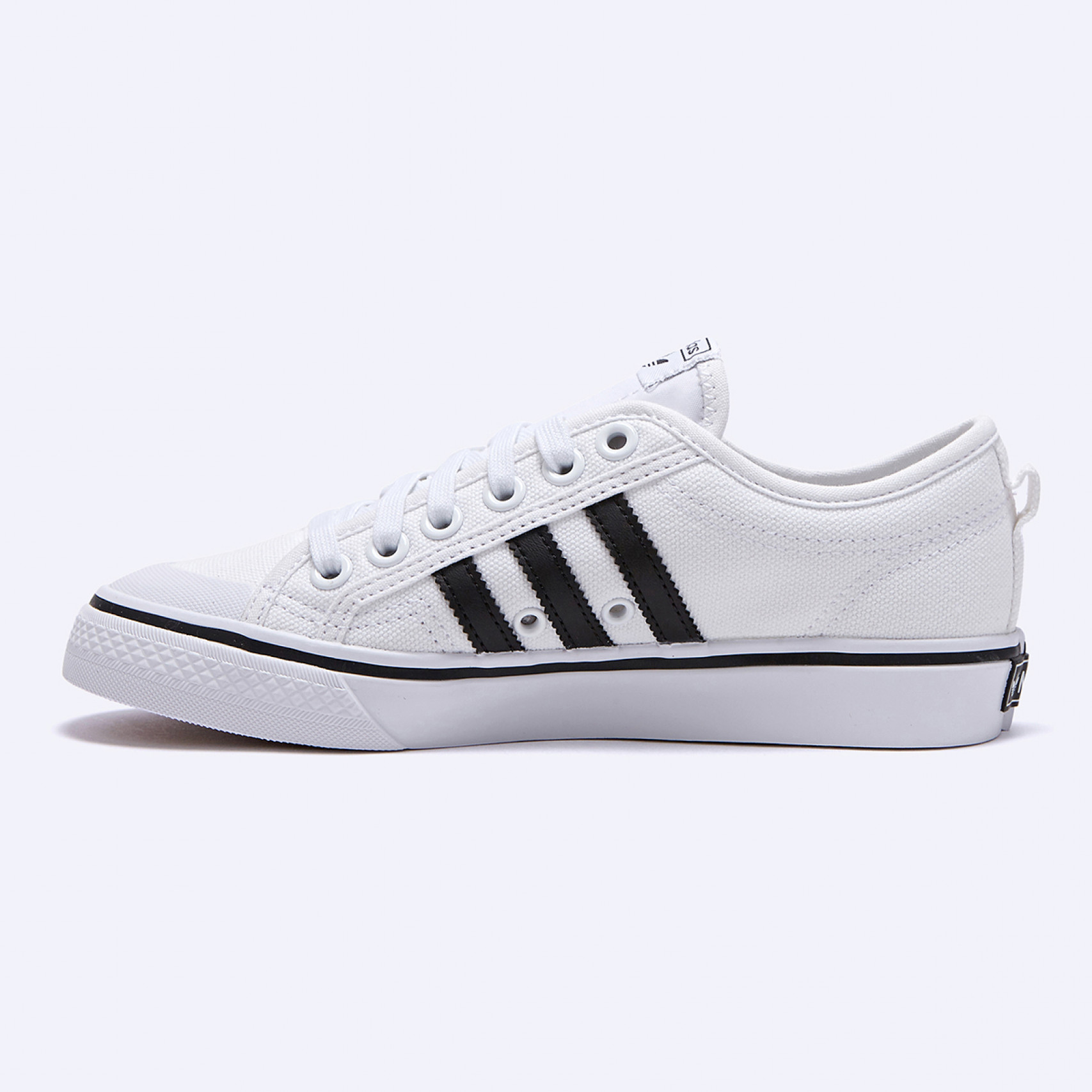 니짜 화이트 / CQ2333