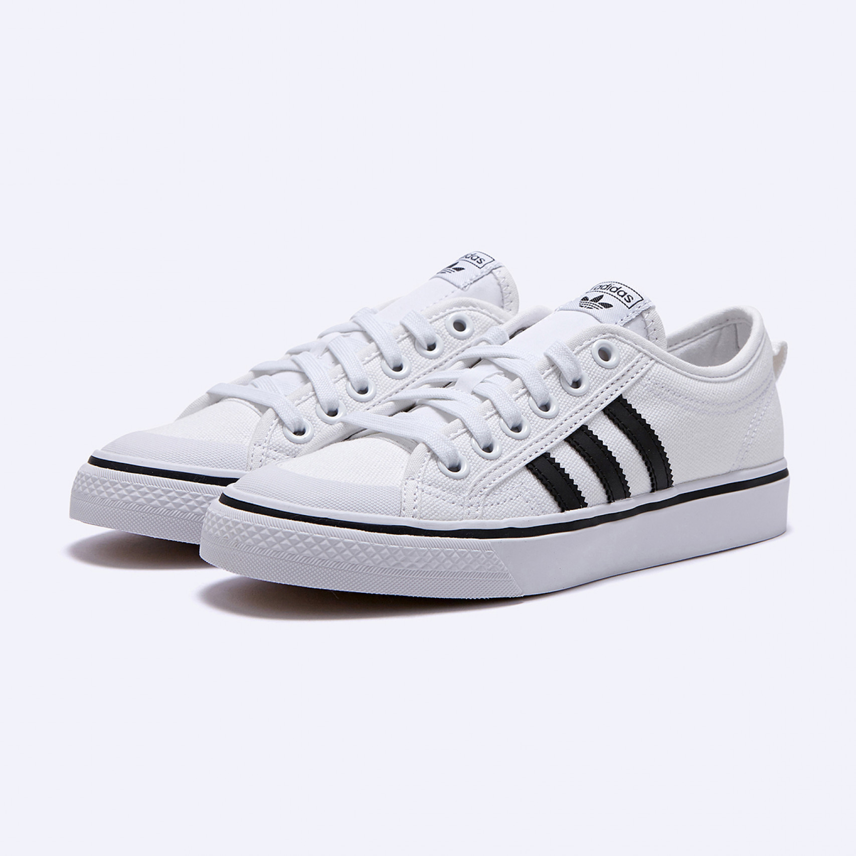 니짜 화이트 / CQ2333