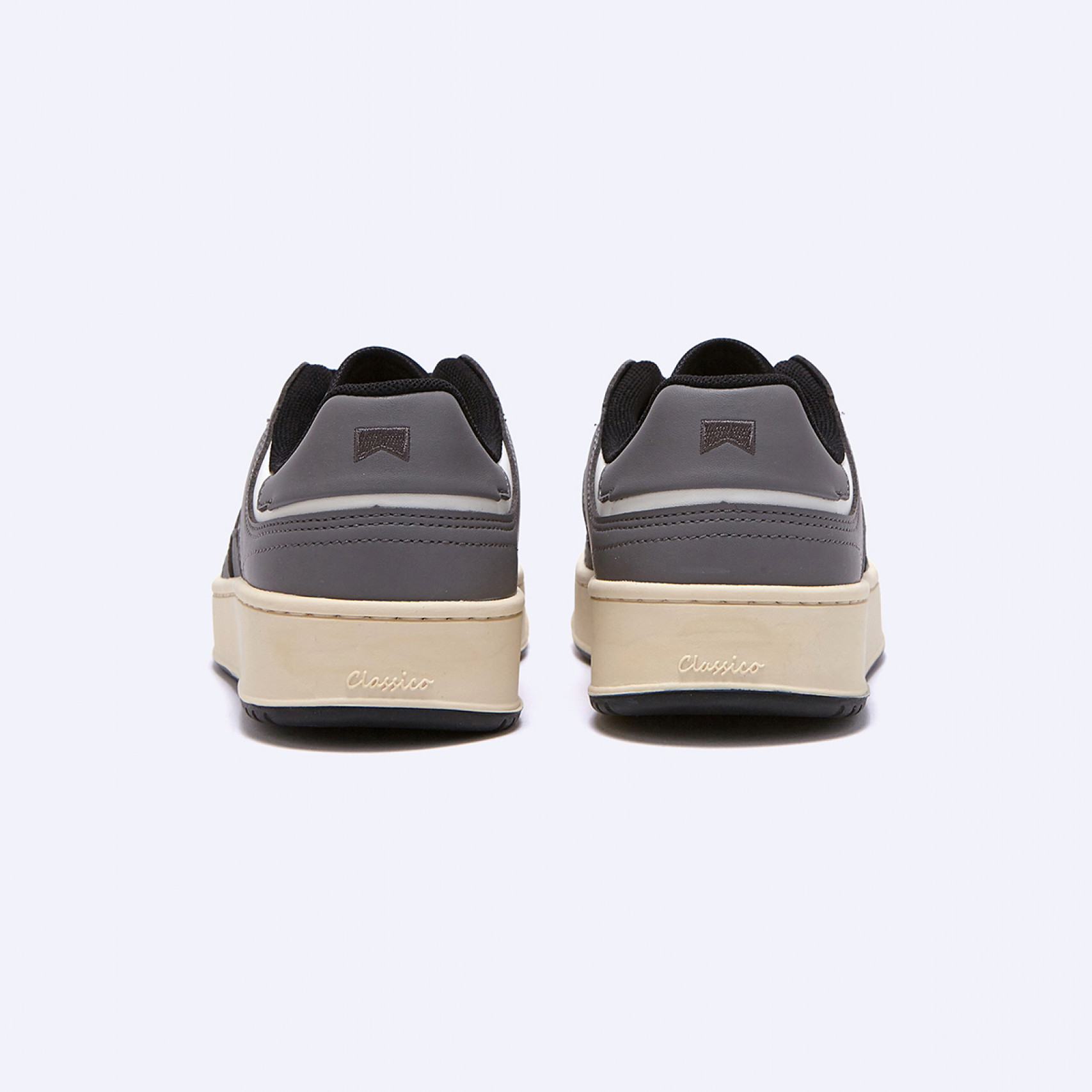 버티컬 코트 트레이너 스니커즈 블랙 / FLCCDA2U23