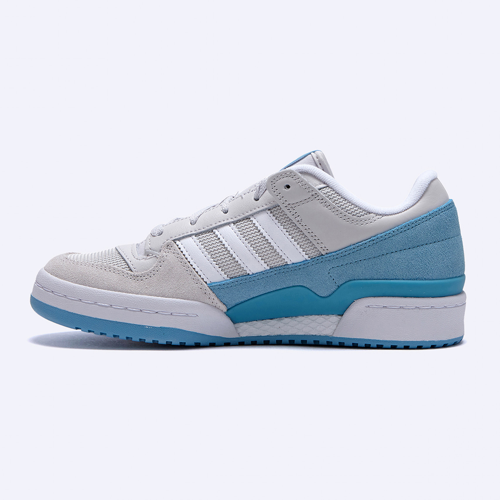 포럼 로우 클래식 / FZ6261