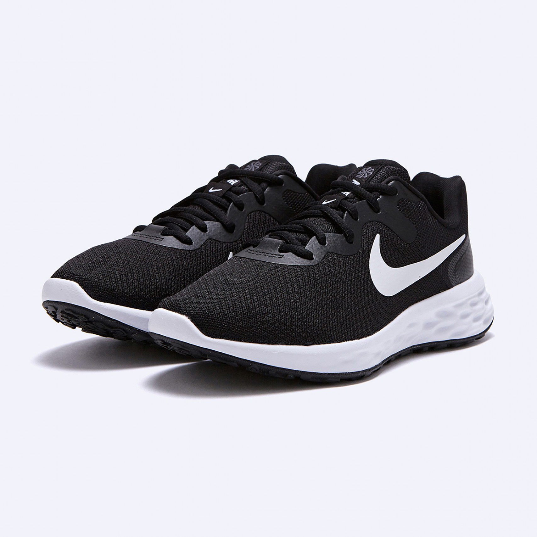 레볼루션 6 NN/ DC3728-003