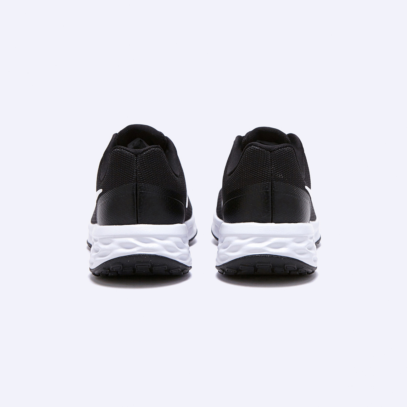 레볼루션 6 NN/ DC3728-003