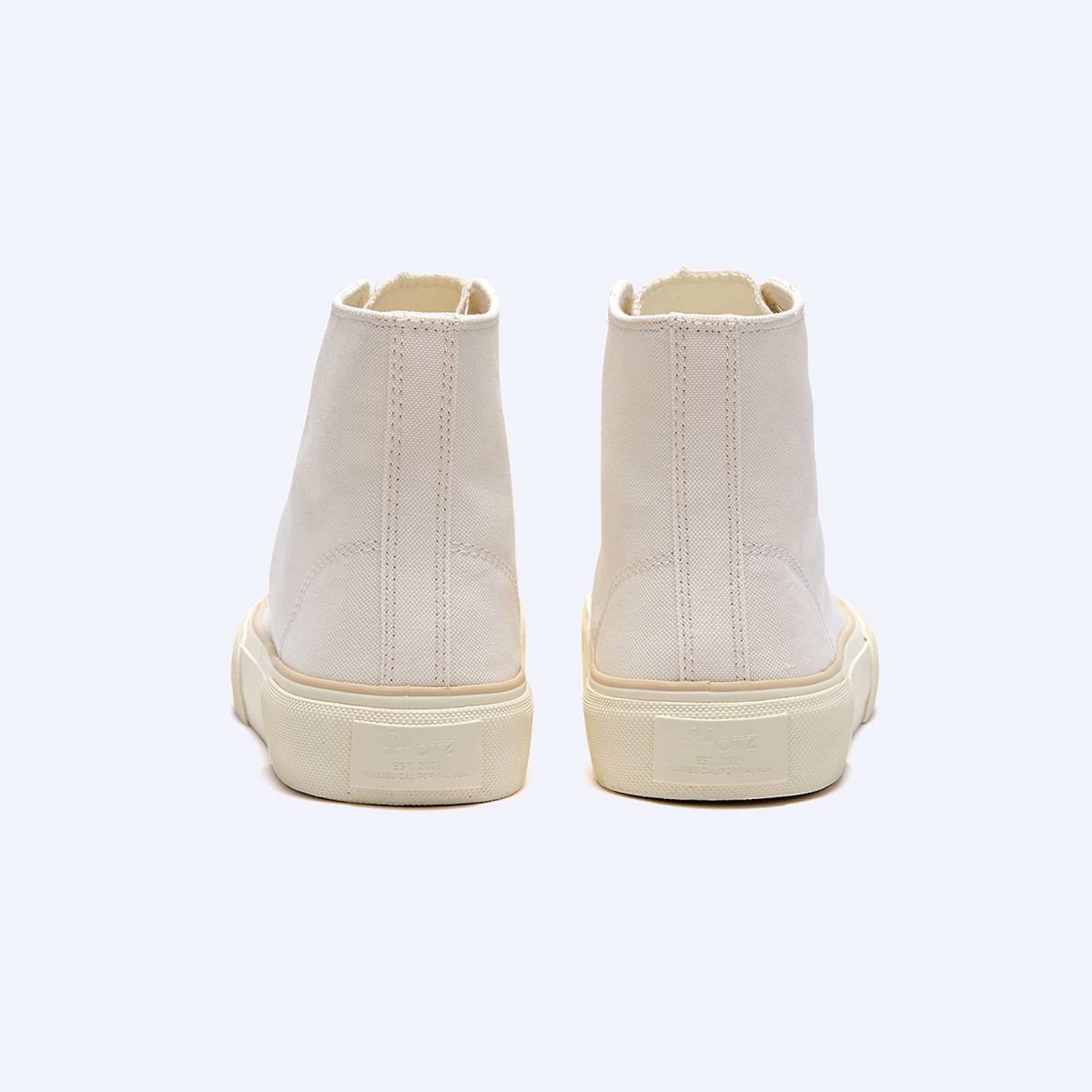 피스모 하이 화이트 / FLOTDA0U23