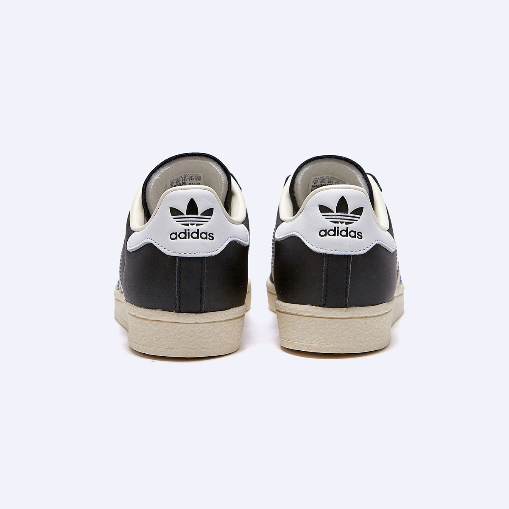 슈퍼스타 검흰 / ID4676