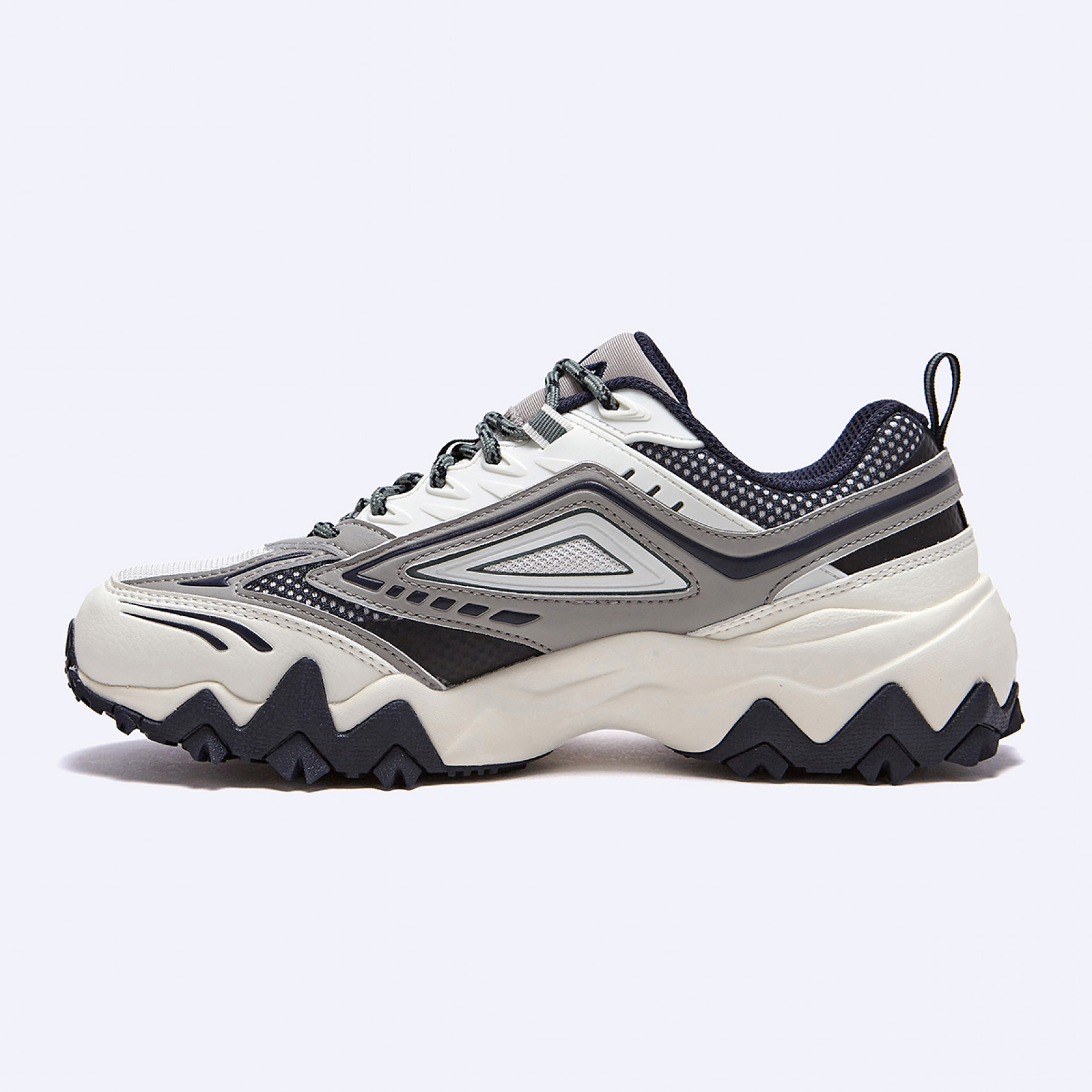 오크먼트 TR v3 / 1RM02706F-147