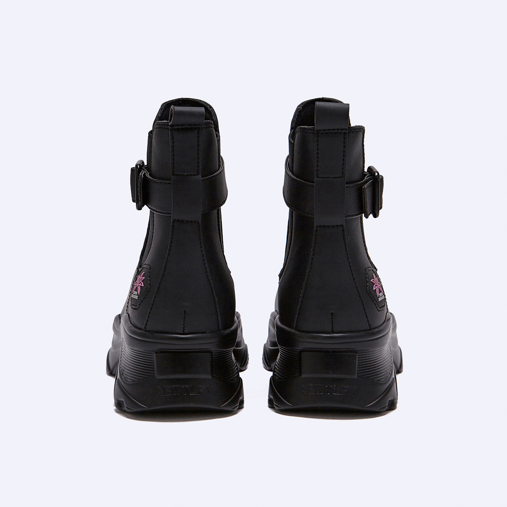 여성 애나 첼시 부츠 블랙 / WR731