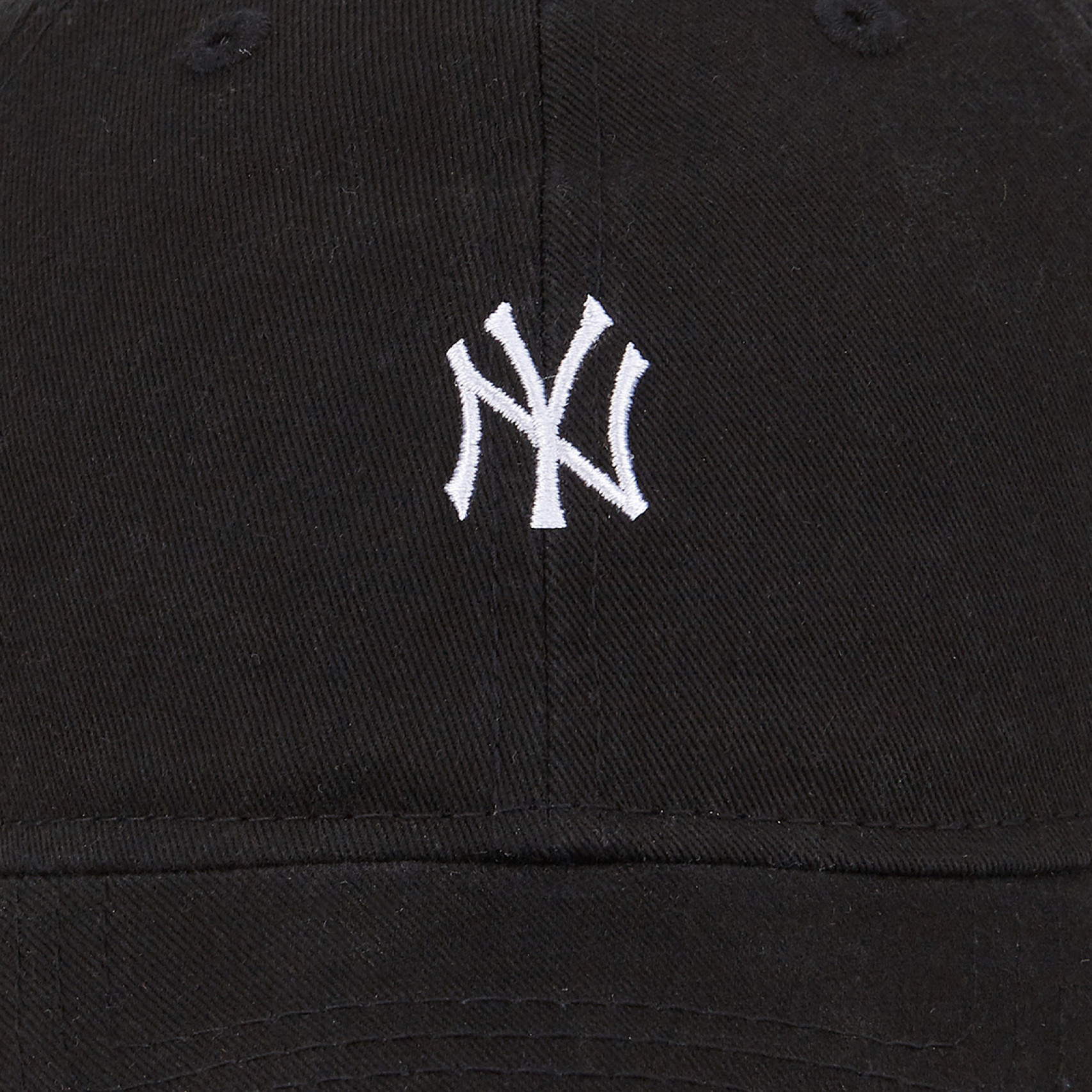 MLB 워시드 미니 로고 뉴욕 양키스 언스트럭쳐 볼캡 블랙 / 13953927