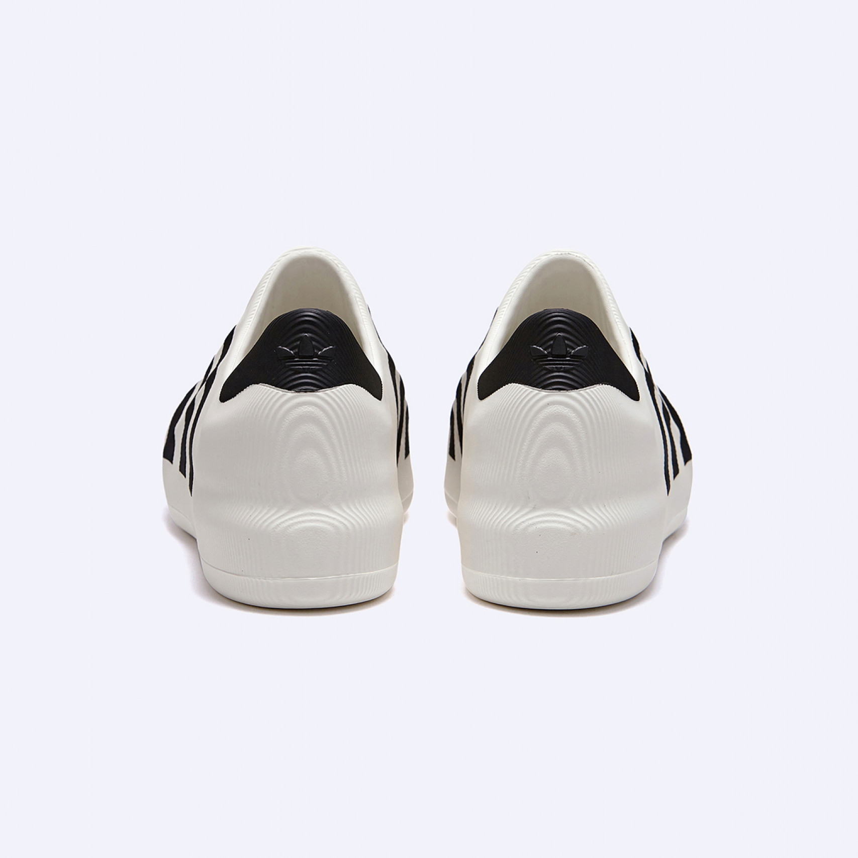 아디폼 슈퍼스타 화이트 / HQ8750