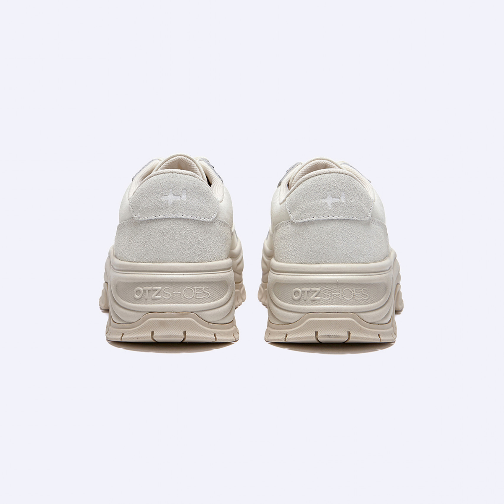 3300 하이 스니커 화이트 / FLOTEA0U14