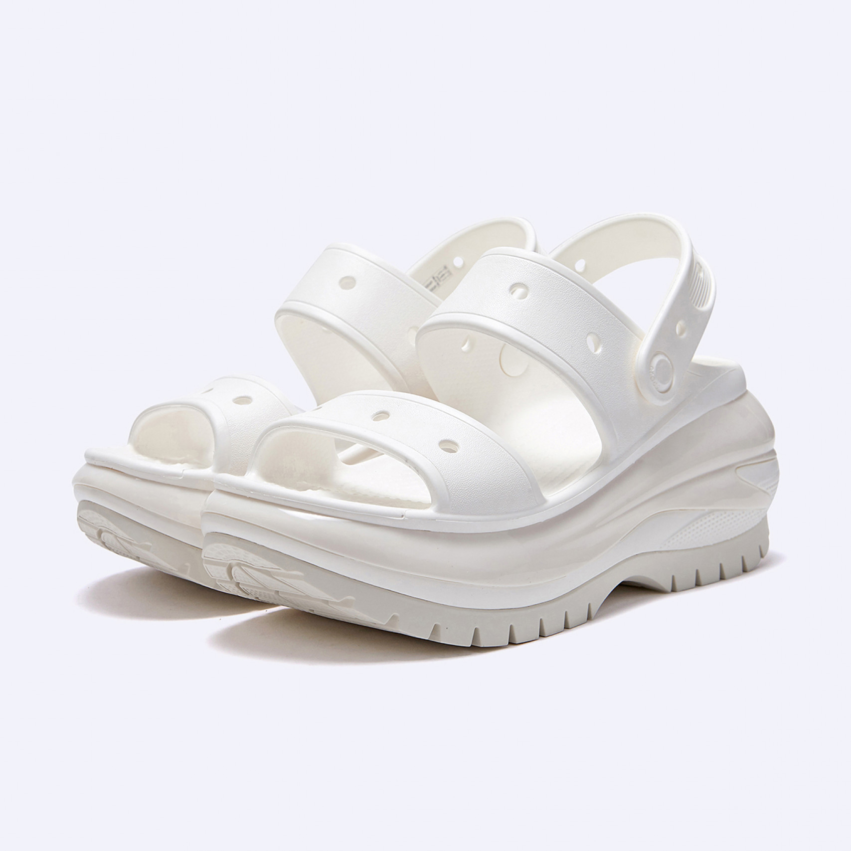 클래식 메가 크러쉬 샌들 화이트 / 207989-100