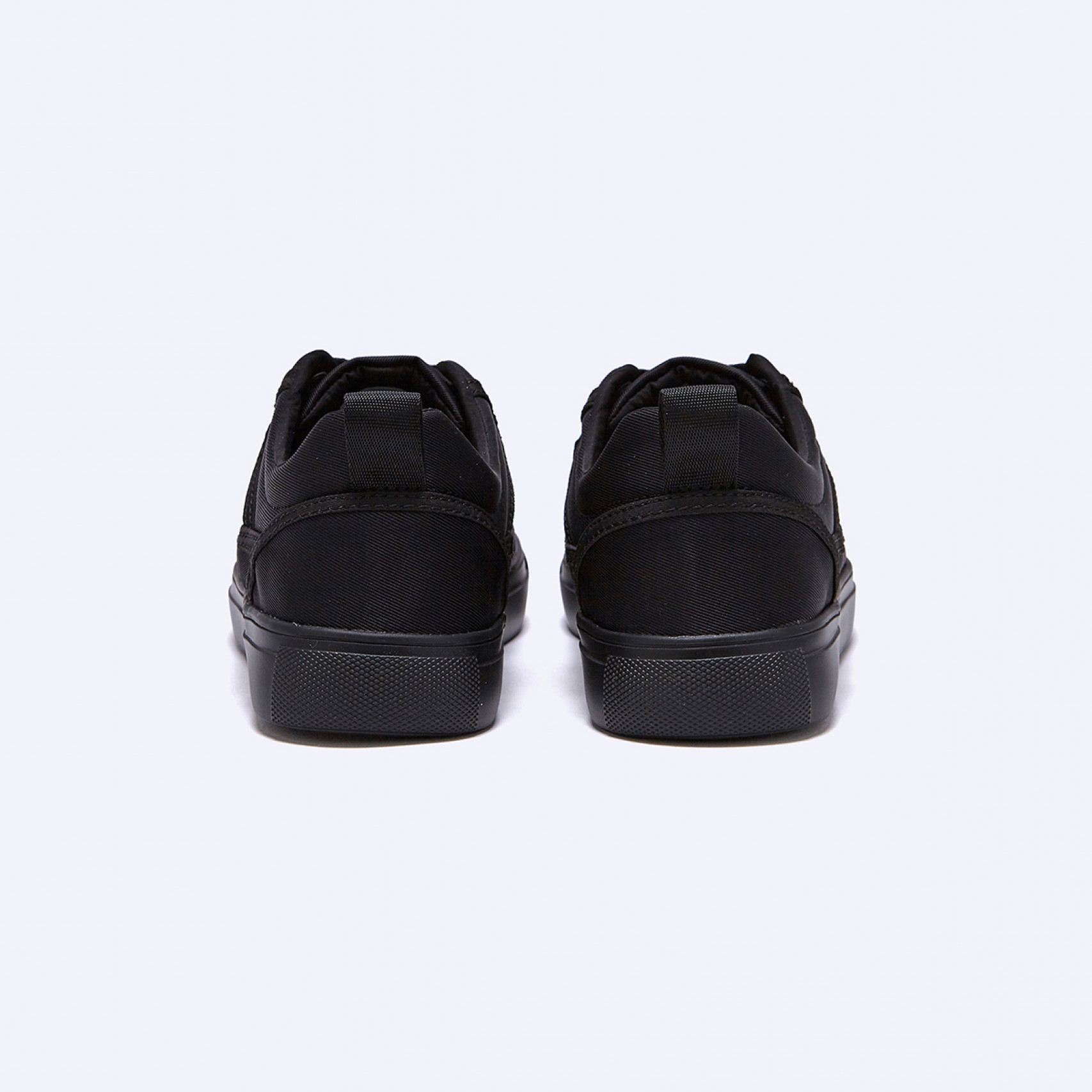 클래시라이트 경량 스니커즈 올블랙 / FLCCEA1U02