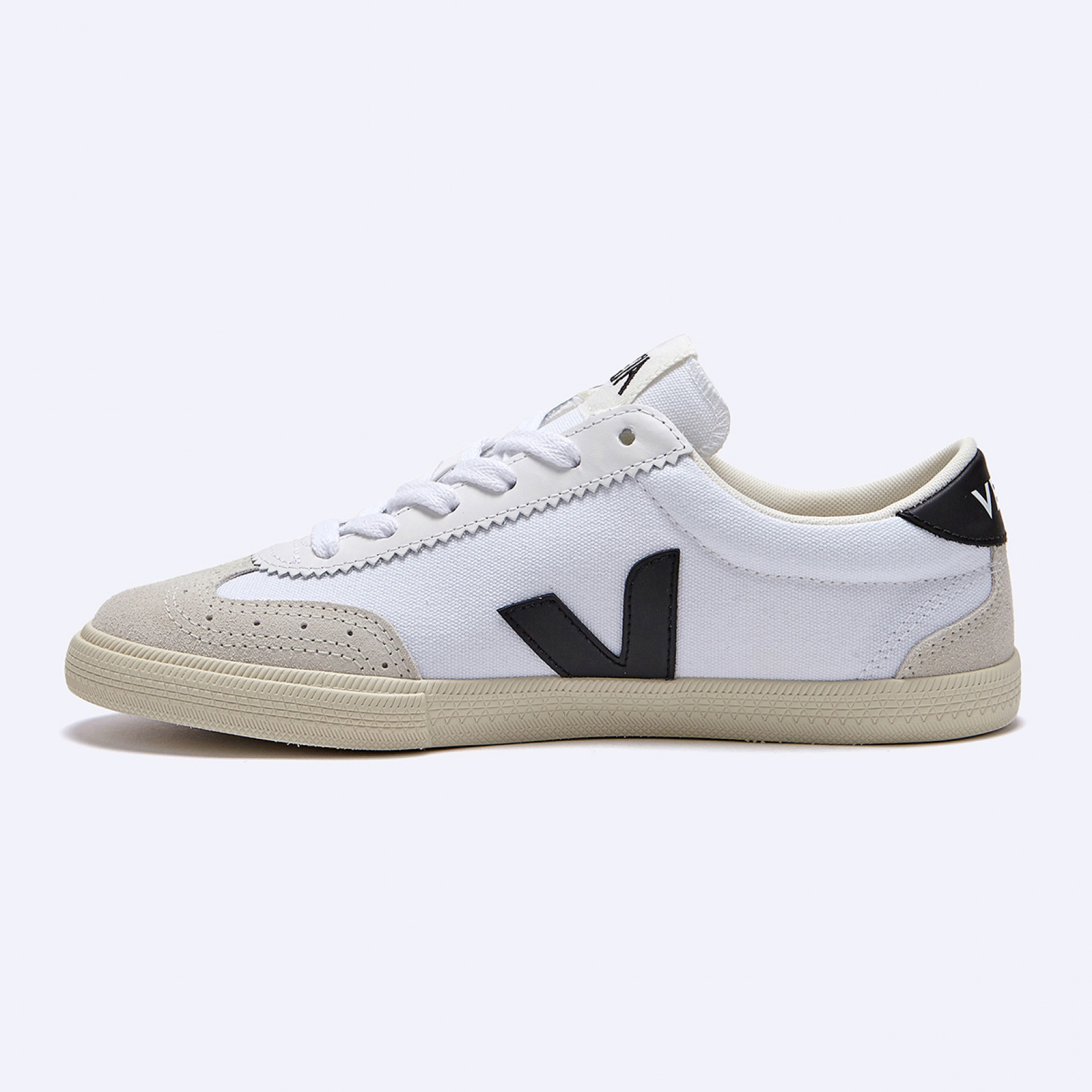 볼리 화이트 블랙 / VO0103524