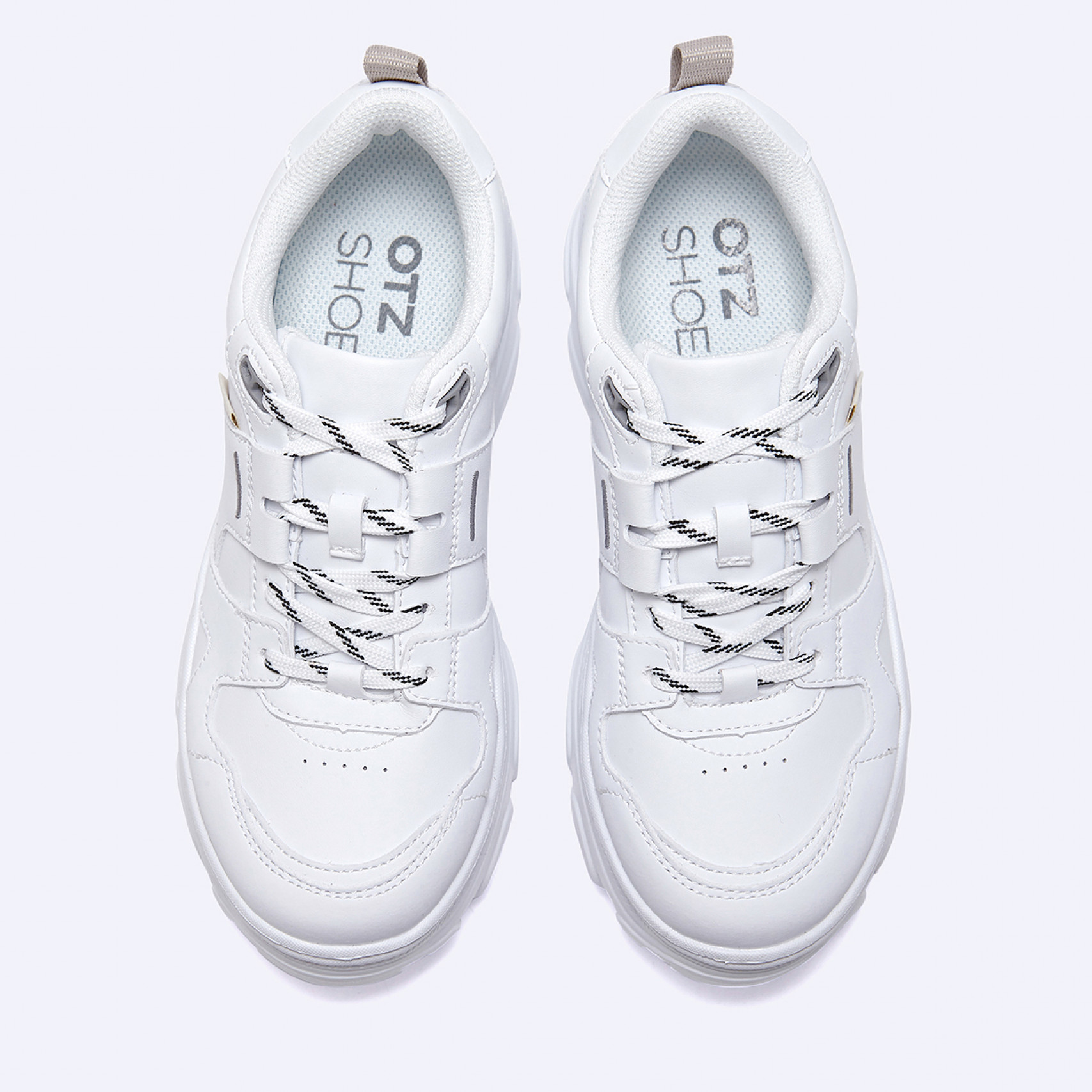 로미타 플랫폼 스니커즈 화이트 / FLOTEA1W02