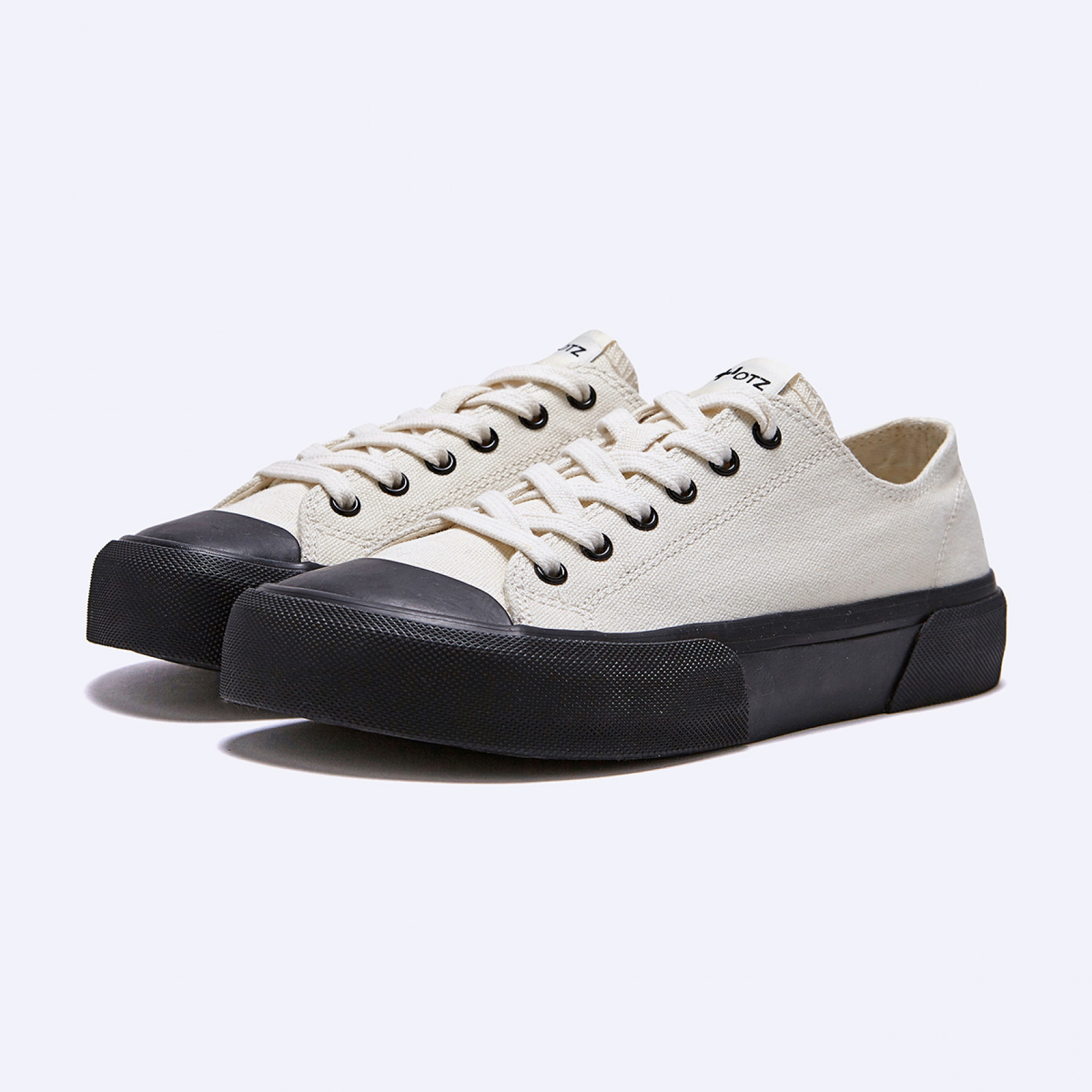 피스모 블랙 라인 화이트 / FLOTEA1U09