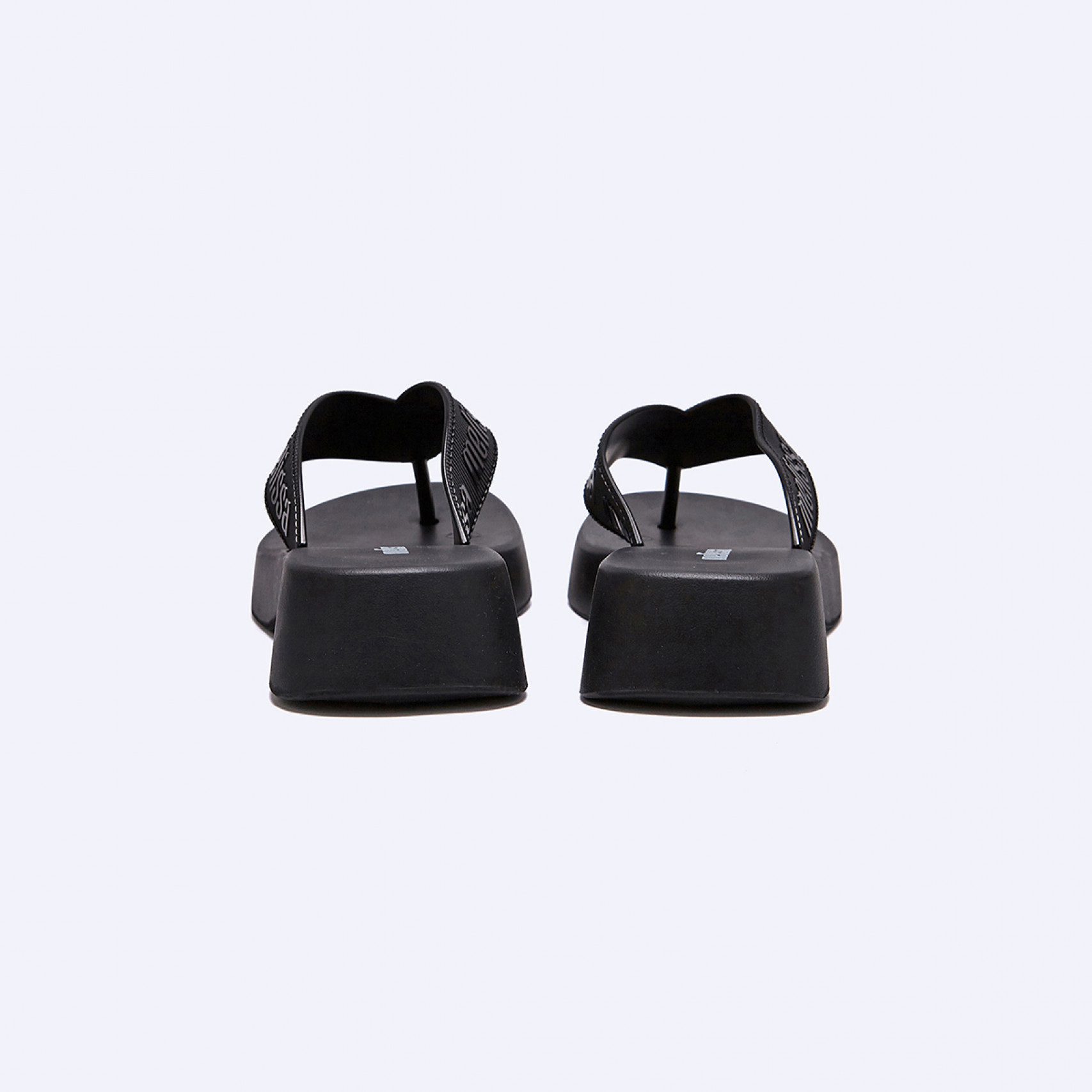 플랫폼 엠 러버 플립플랍 블랙 / 35858-AW173