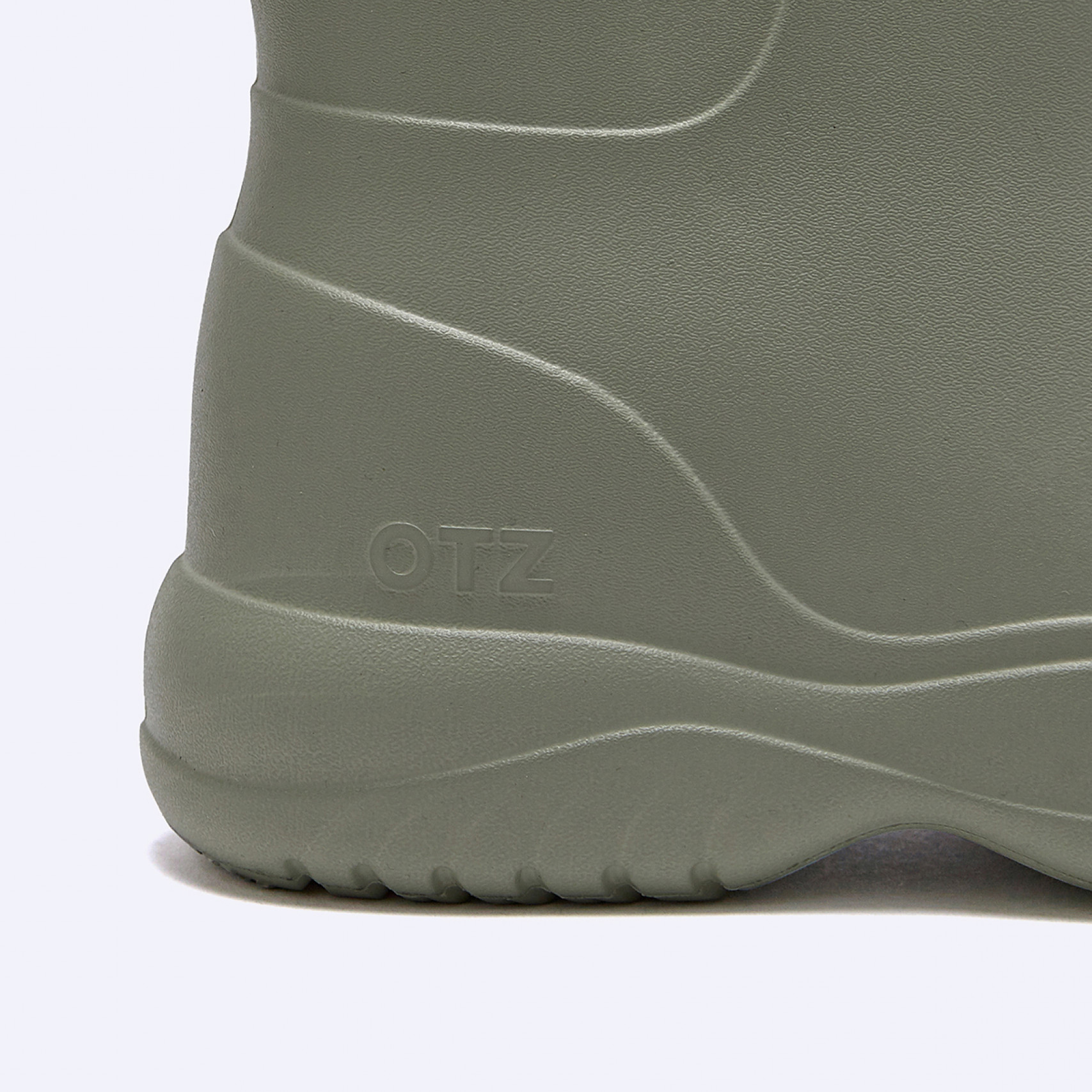 비들 플랫폼 레인부츠 숏 카키 / FLOTES2U22