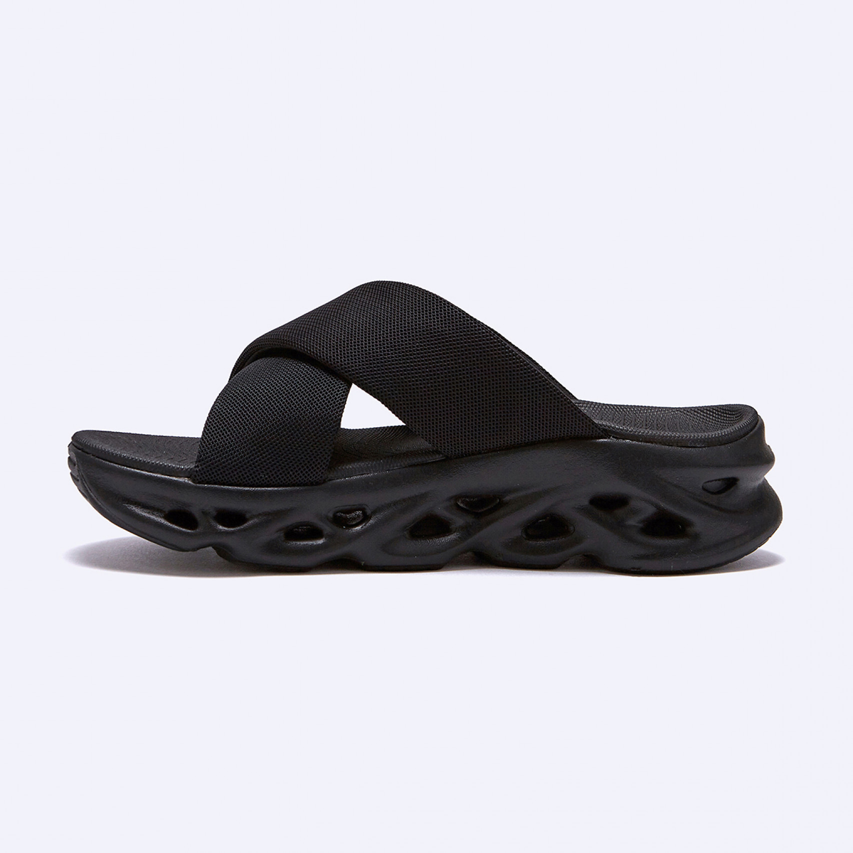 고 스윌 테크 샌들 블랙/ 141104BBK