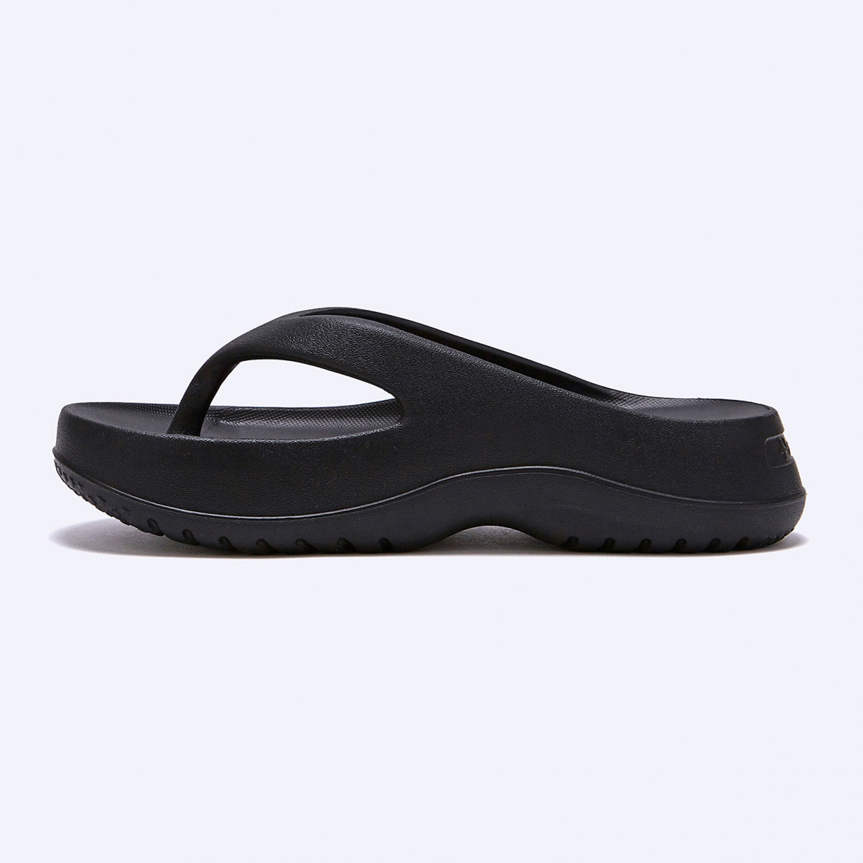 비들 플랫폼 슬라이드 블랙 / FLOTES2U11