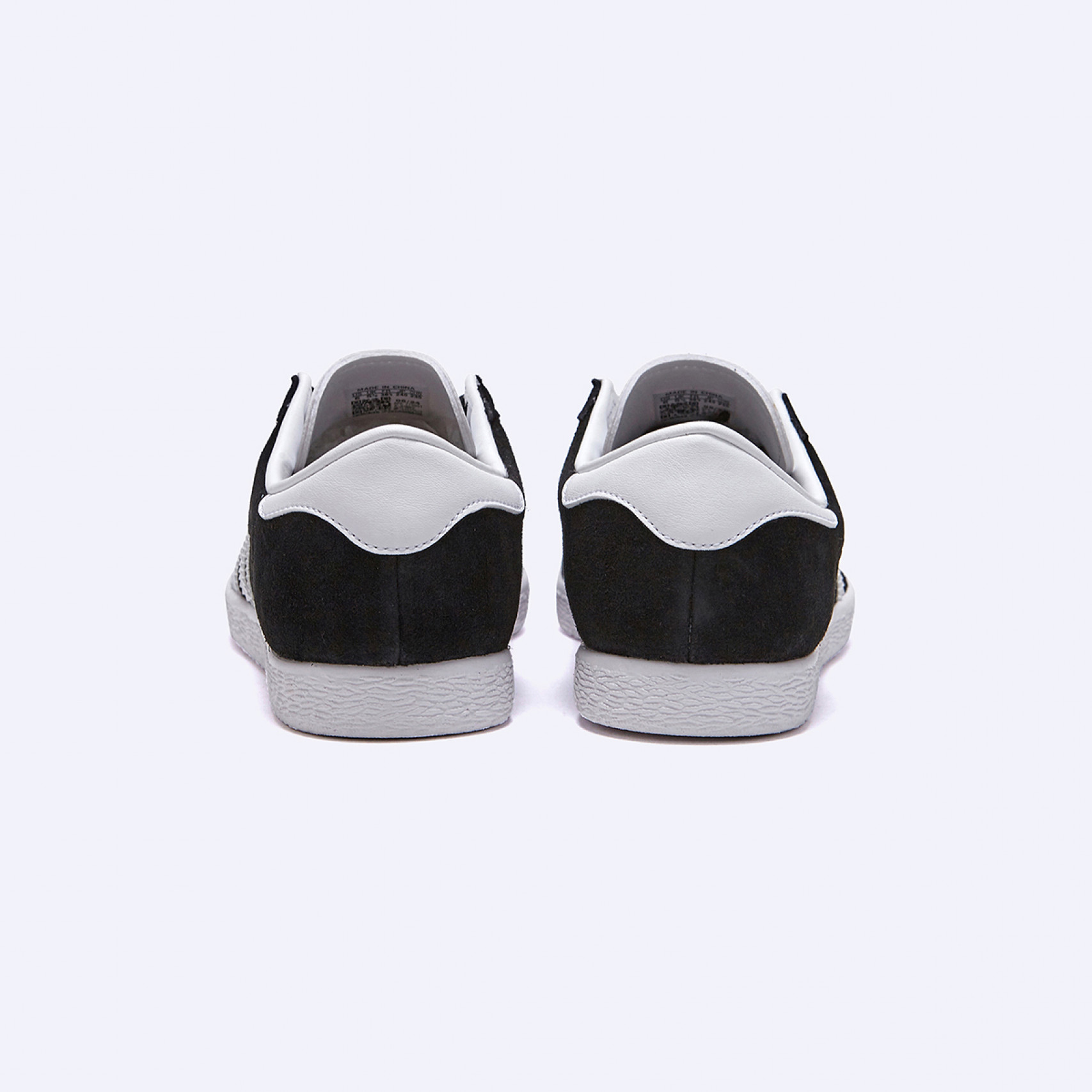 슈타트 블랙 화이트 / JI1882