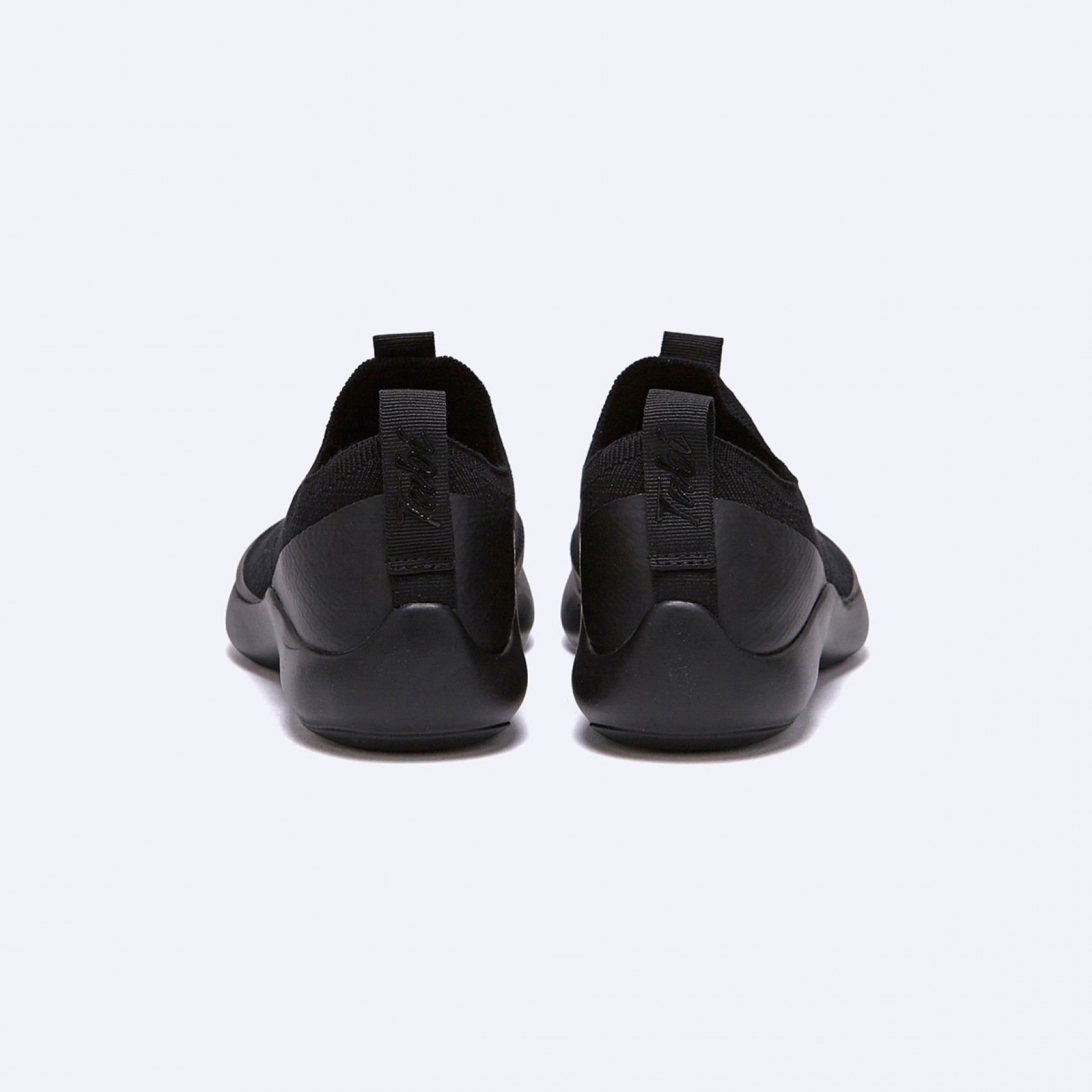 SHOE 슬립온 블랙 / HTSO4F402BK