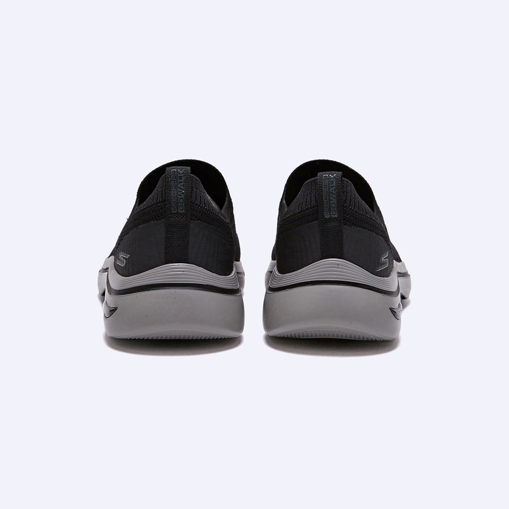 고 워크 아치 핏 2.0 남성 / 216517BKGY