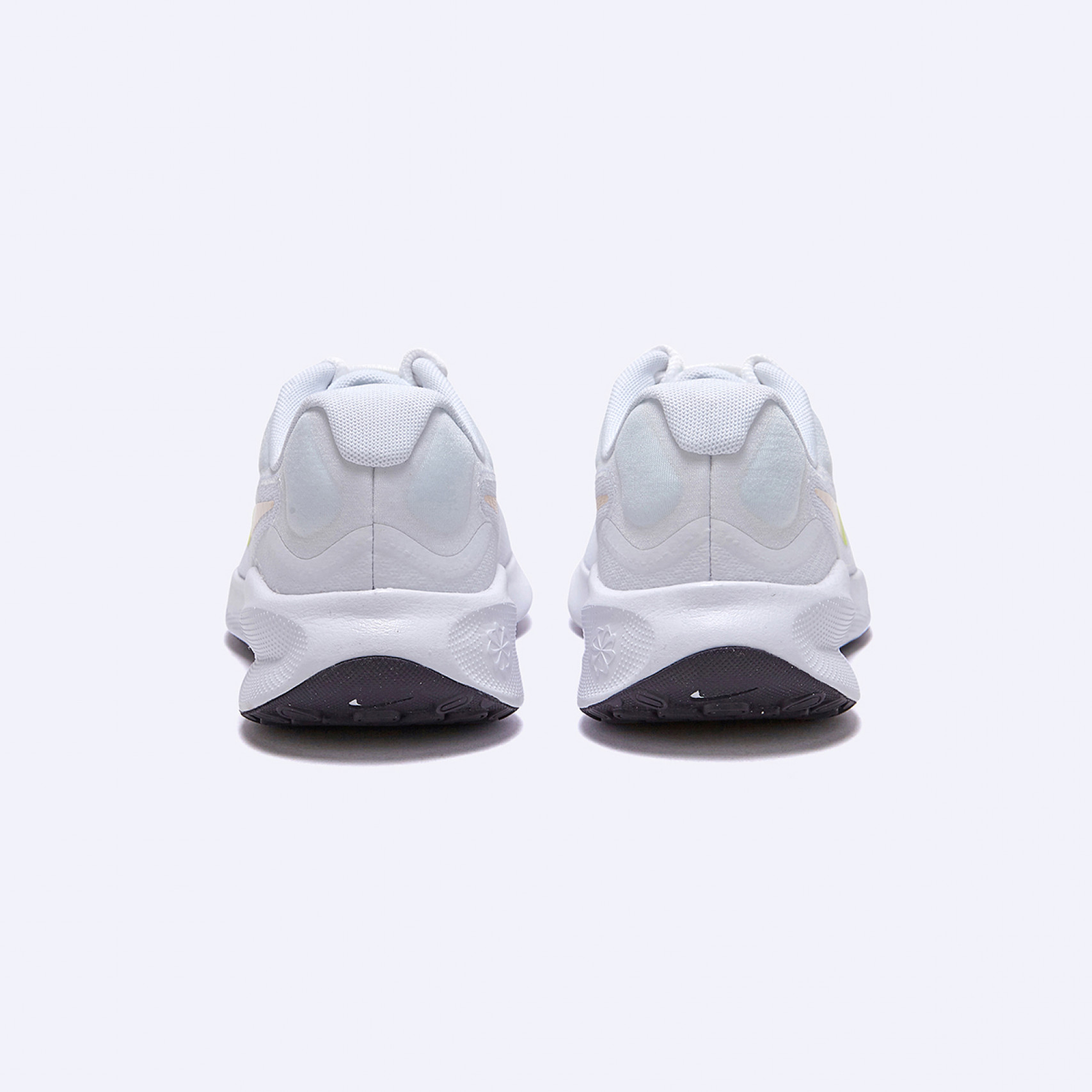 레볼루션 7 여성 / FB2208-103