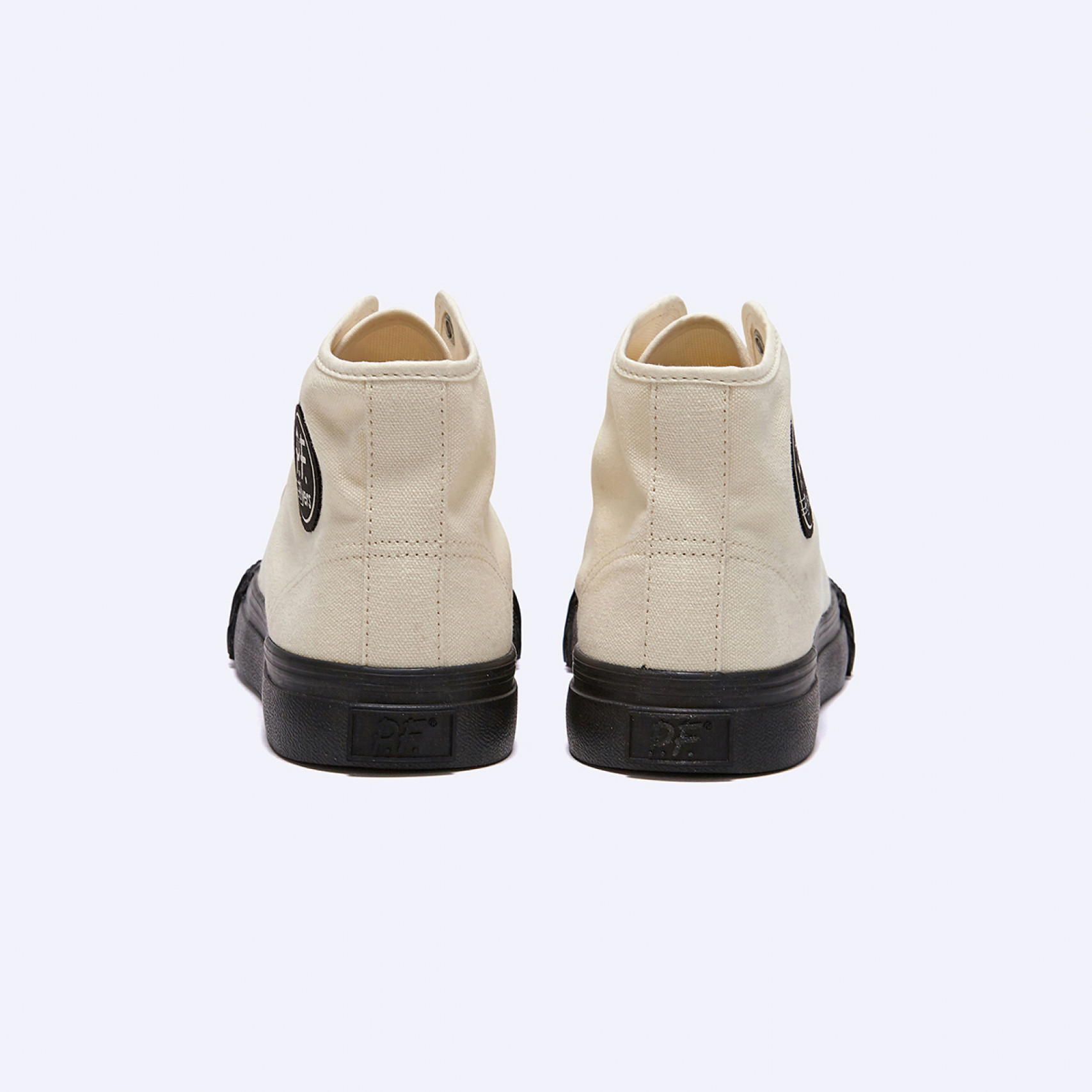 센터 하이 씨솔트 블랙 / C24HC1WB