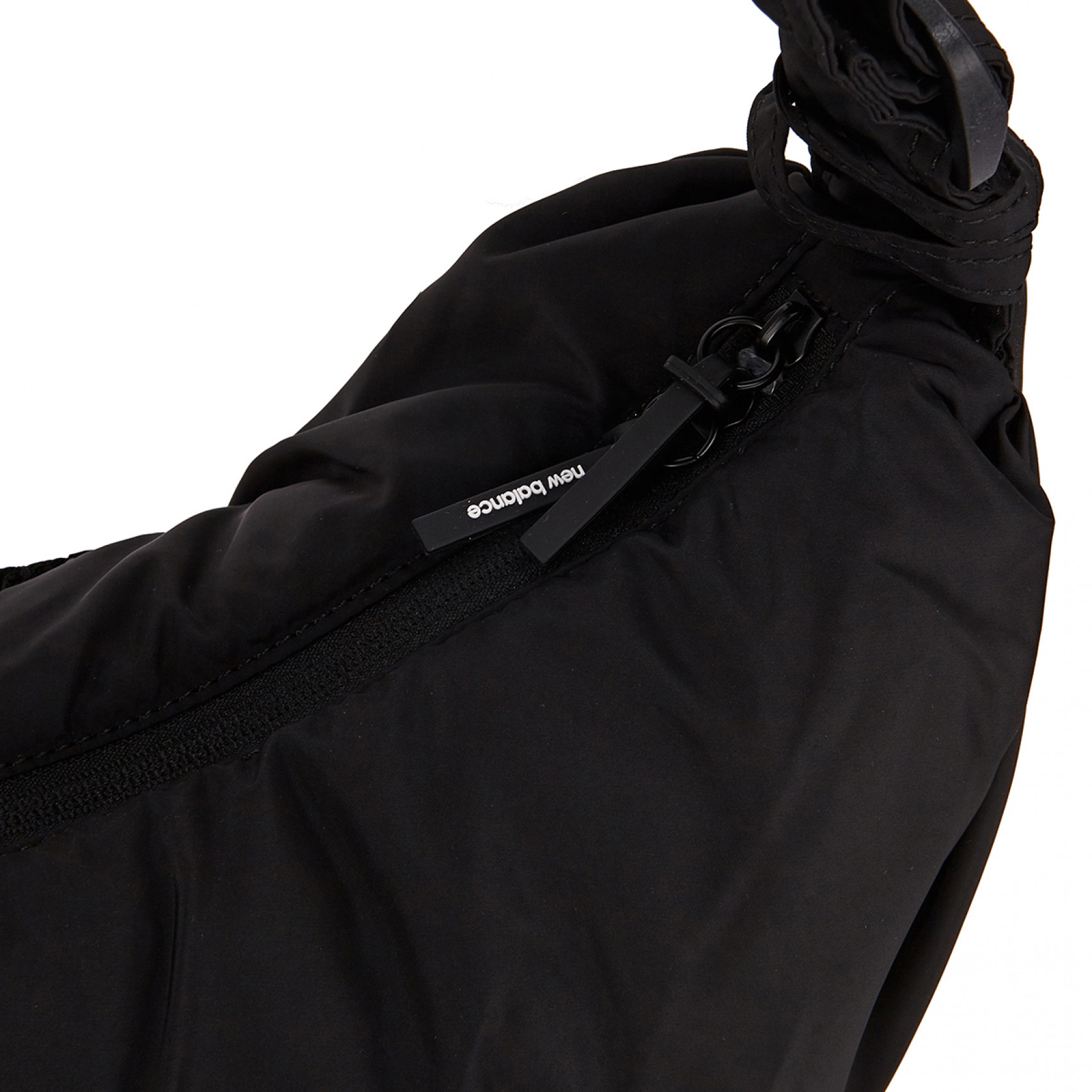 하프문 크로스백 블랙