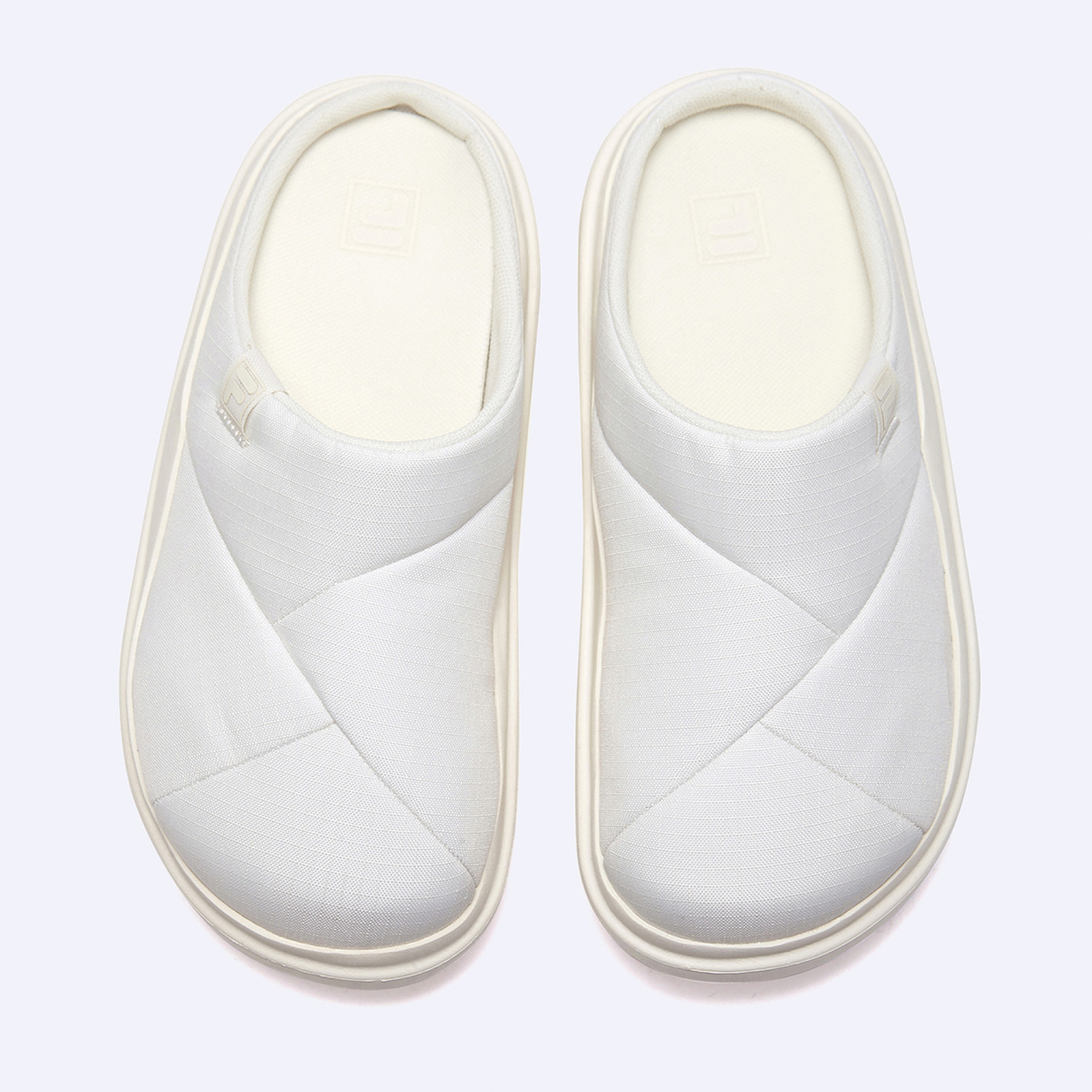 푸퍼 클로그 베이지 / 1SM02611G-920