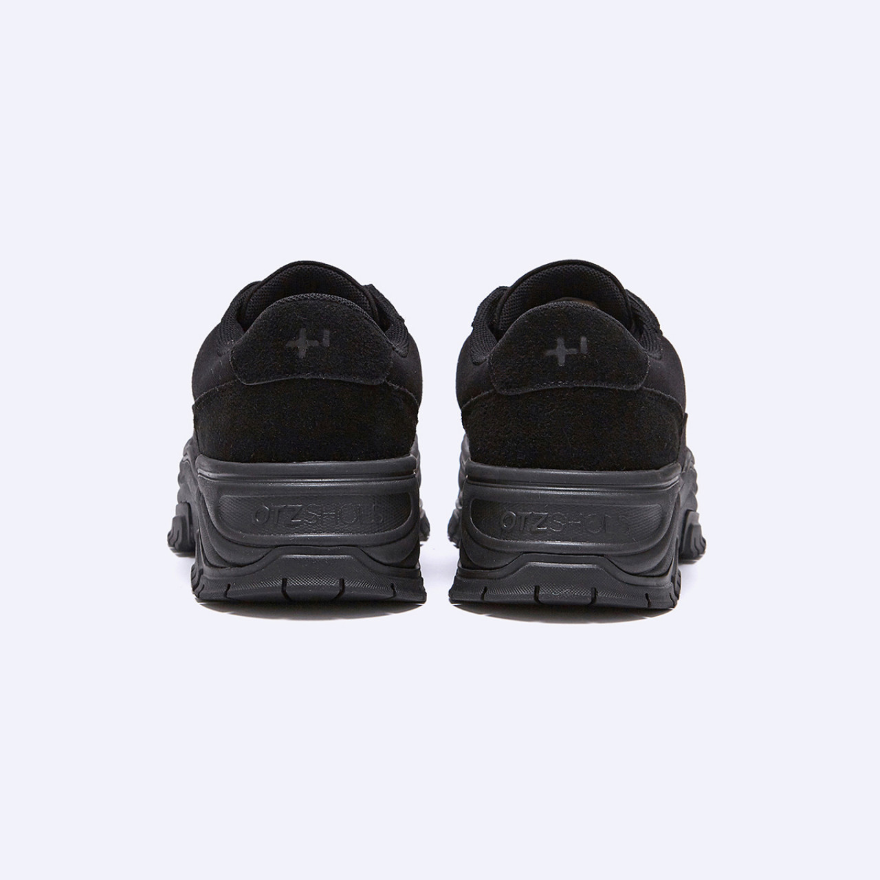 3300 하이 스니커즈 V2 블랙