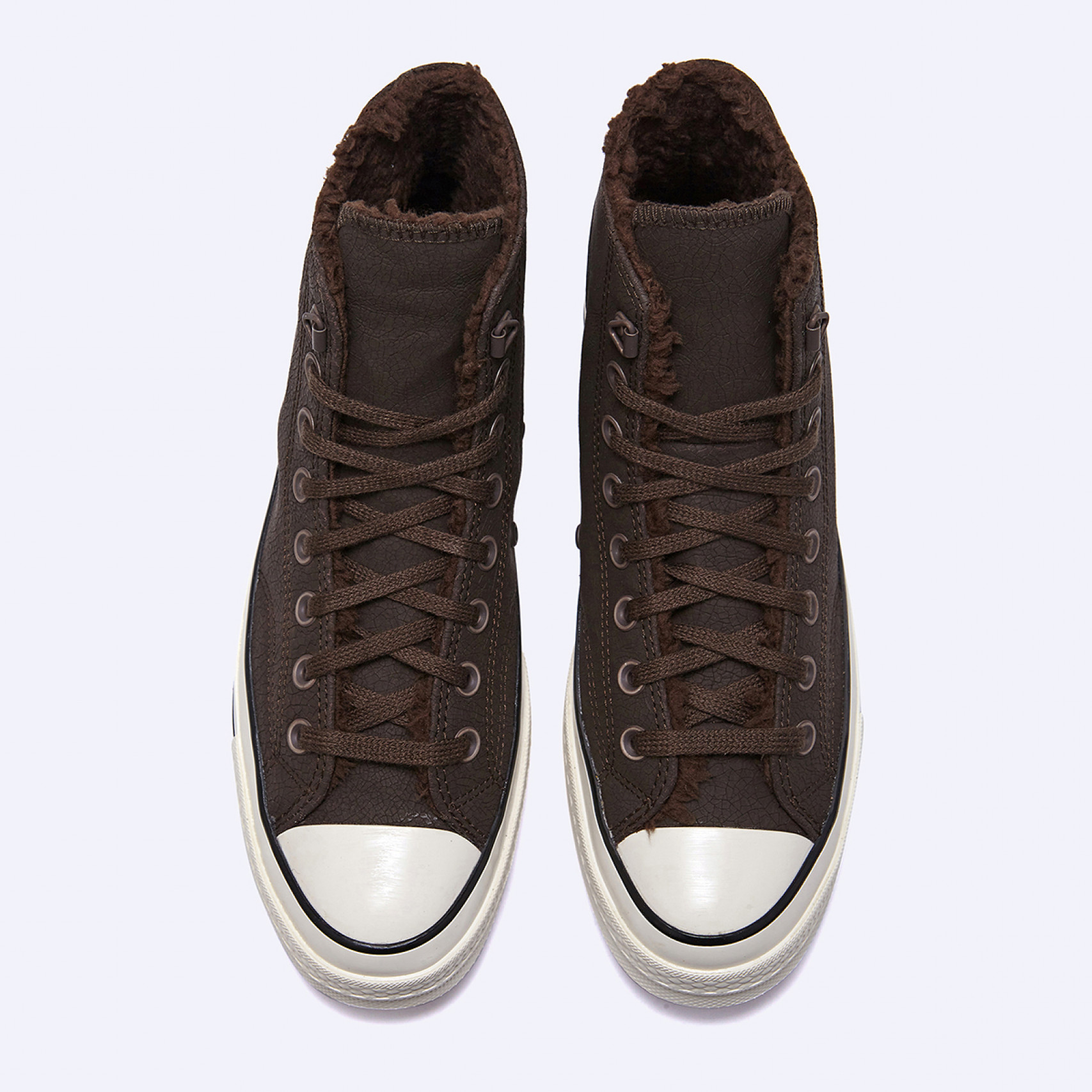 척 70 디스트레스드 레더 프레쉬 브류 / A09443C