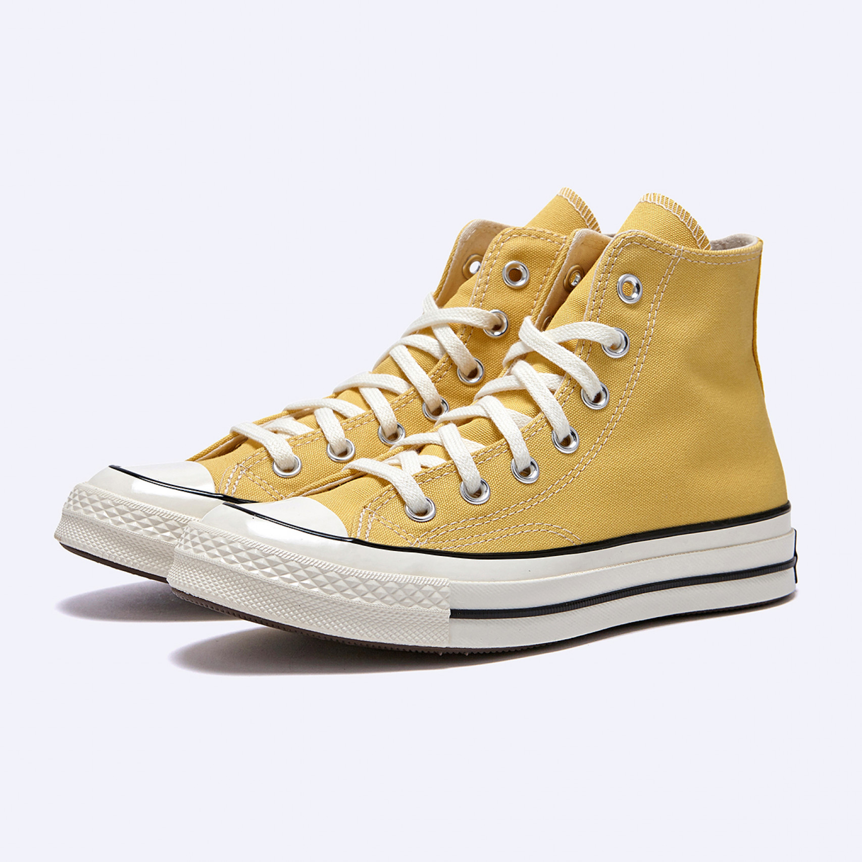 척 70 하이 바나나스 / A10526C