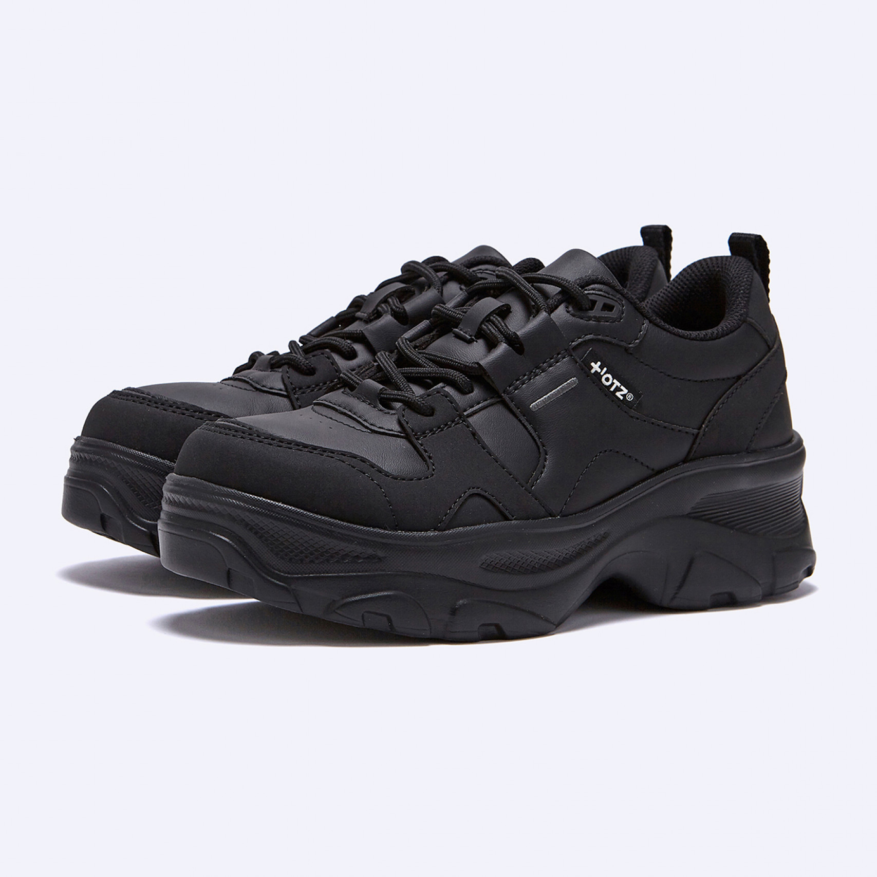 로미타 플랫폼 스니커즈 블랙 / FLOTFA1W02