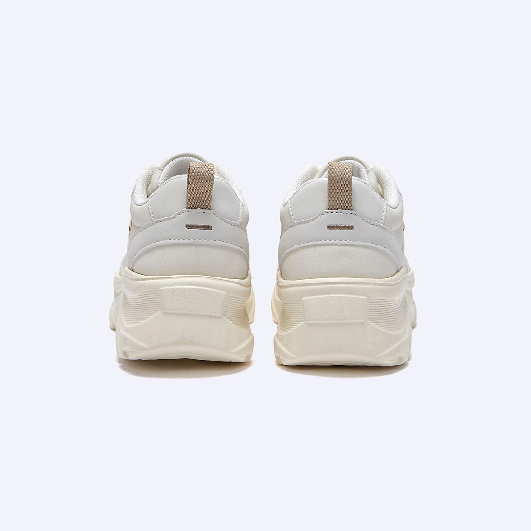 로미타 플랫폼 스니커즈 아이보리 / FLOTFA1W01