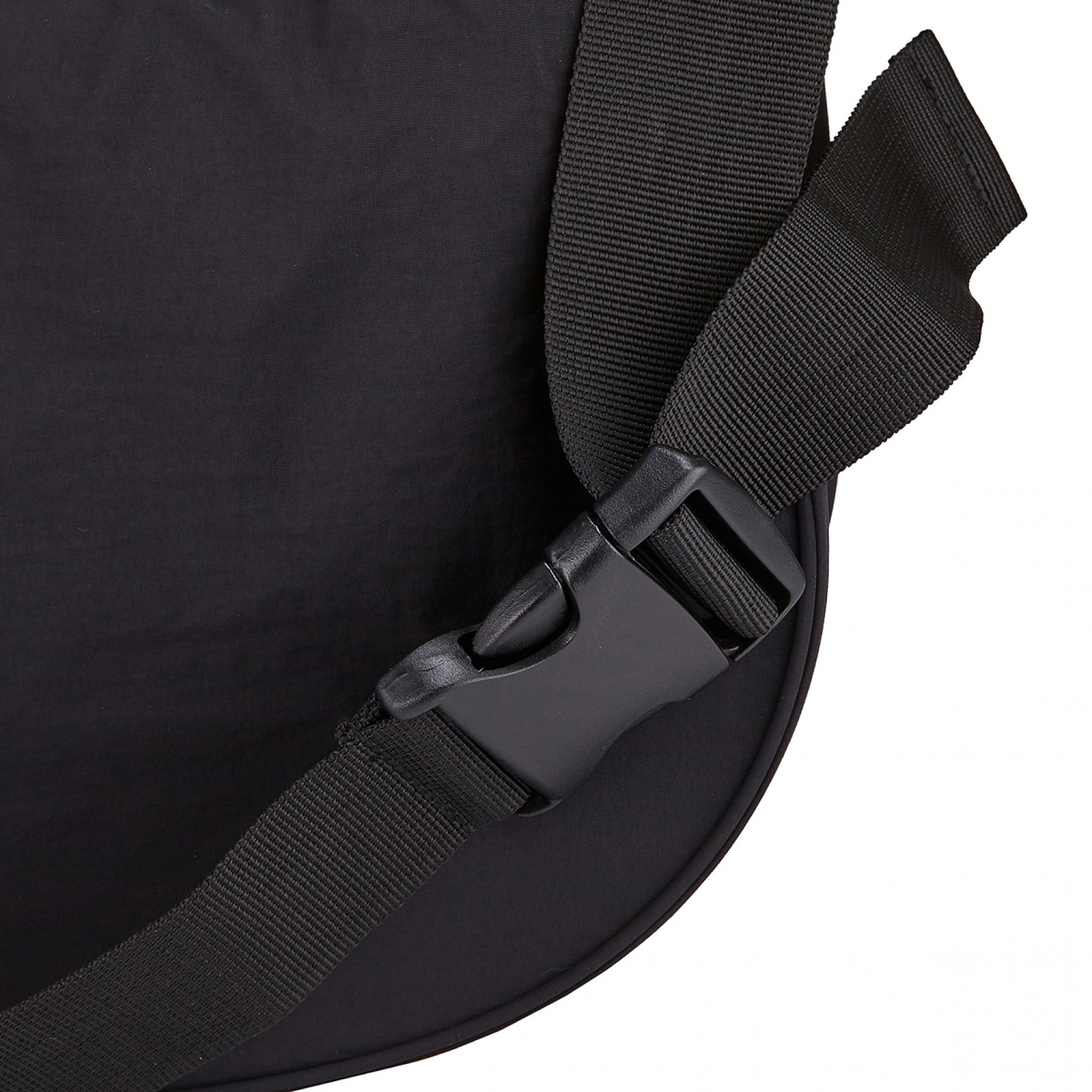 하프문 크로스백 블랙