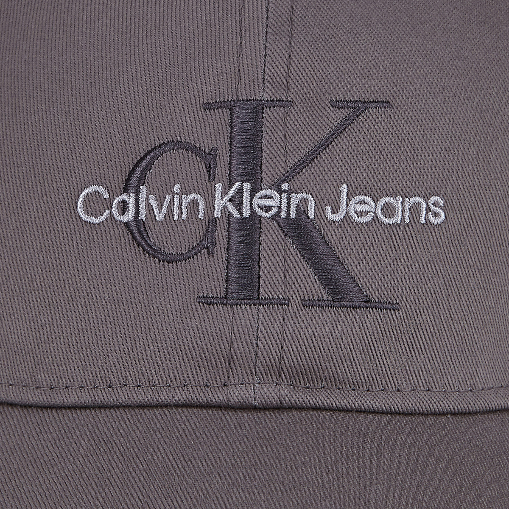 CKJ 모노그램 엠브로이더리 그레이 / 4G5004GPA7