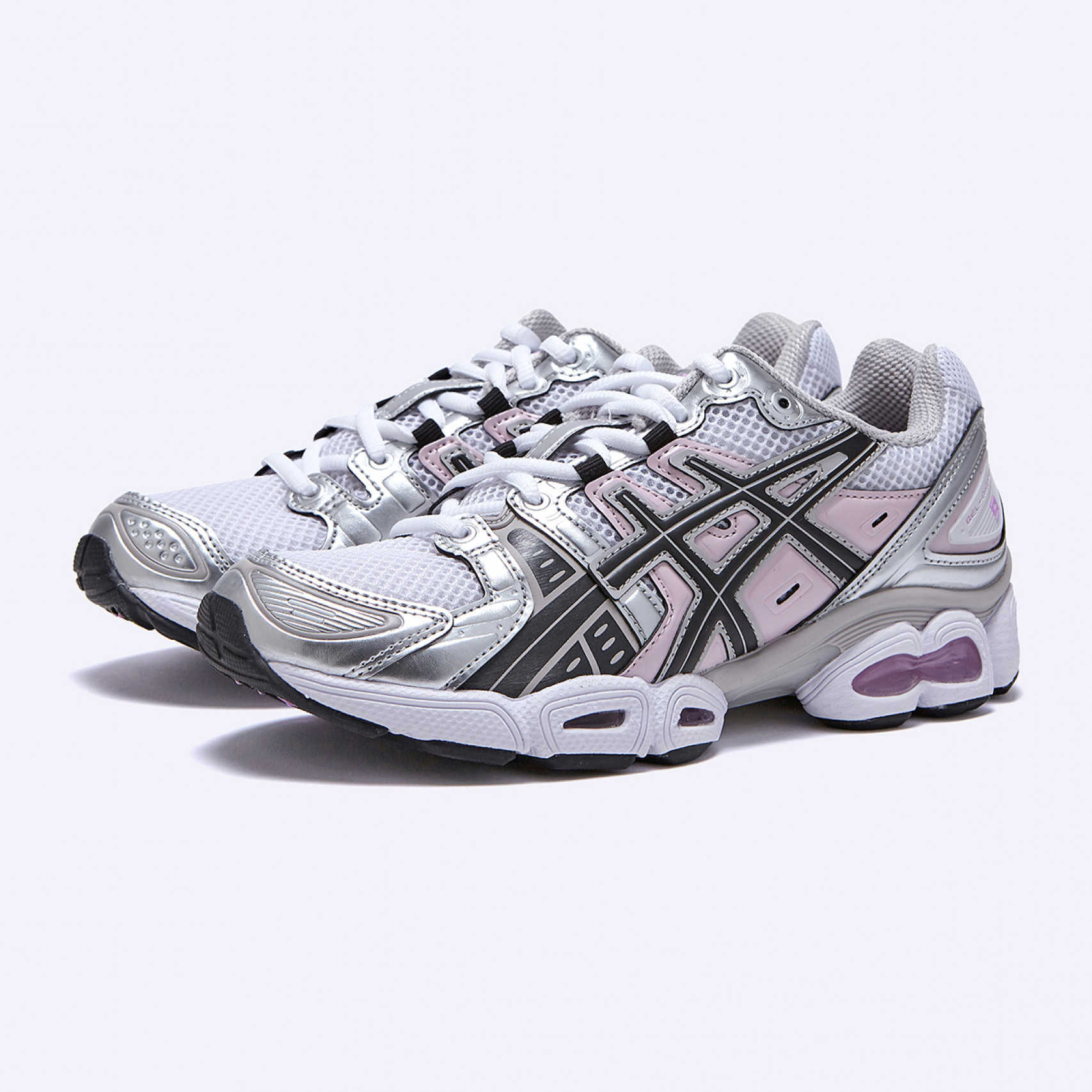 젤 님버스 9 화이트 블랙 / 1202A278-103