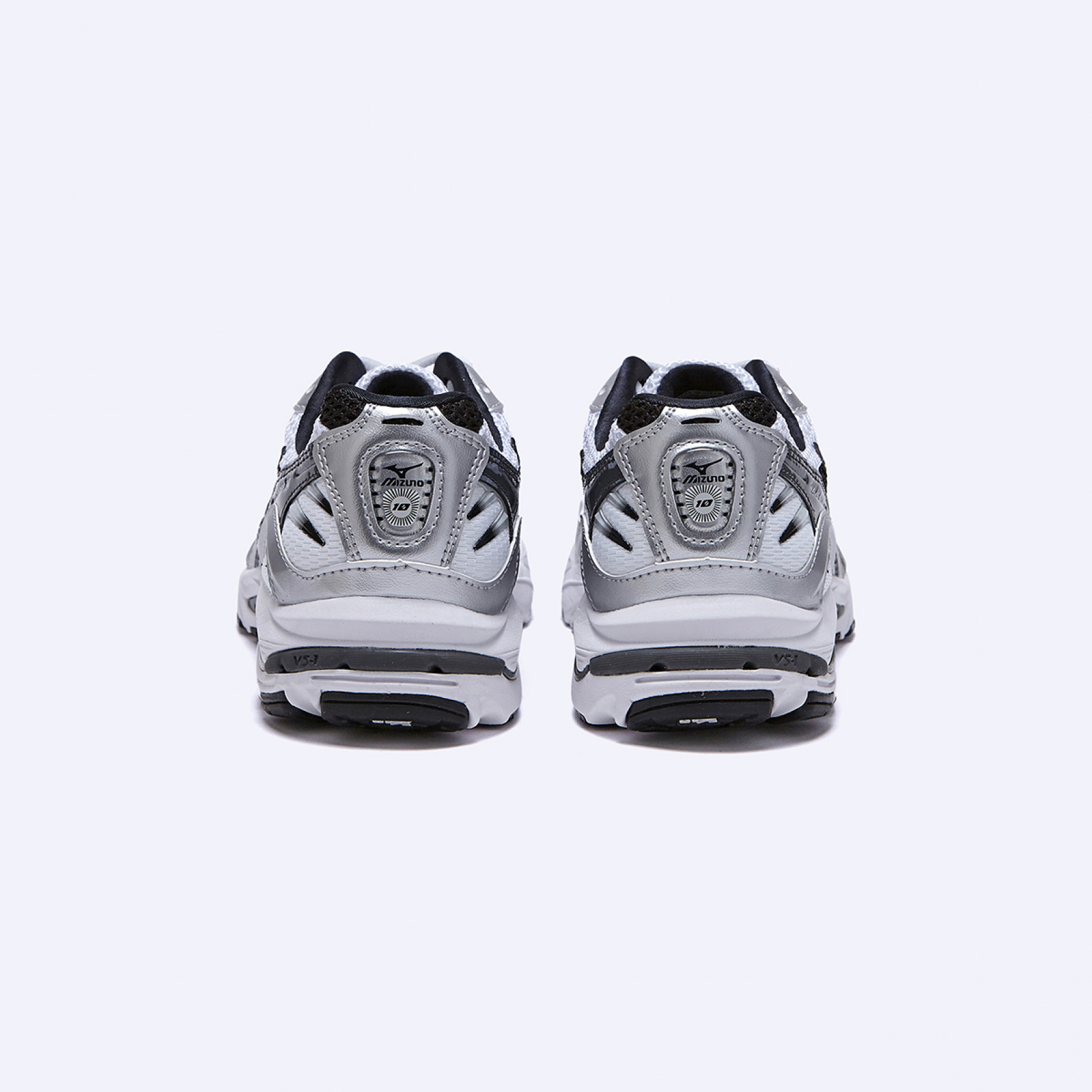 WAVE RIDER 10 블랙 / D1GA210405