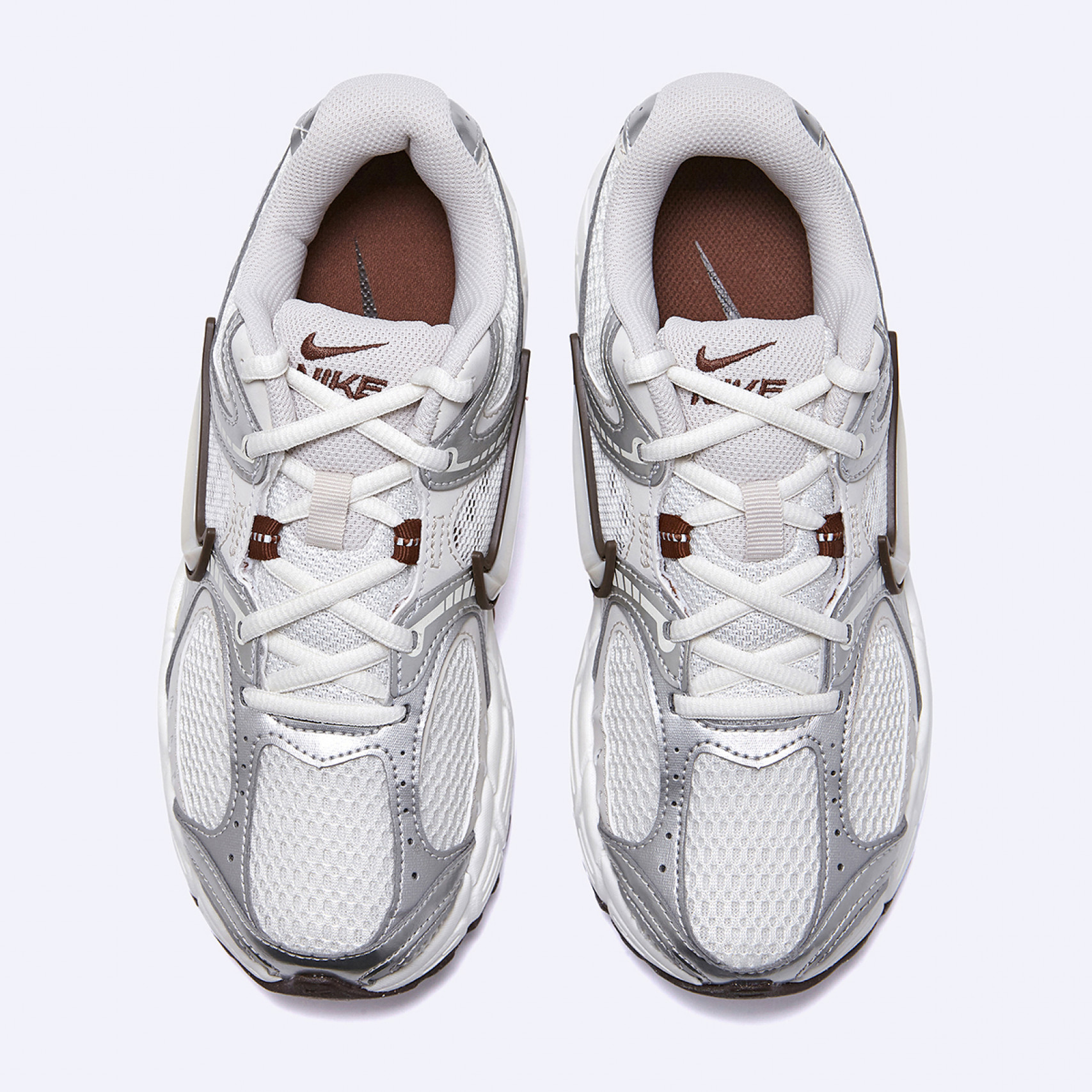 V5 RNR 화이트 브라운 여성 / HQ7901-102