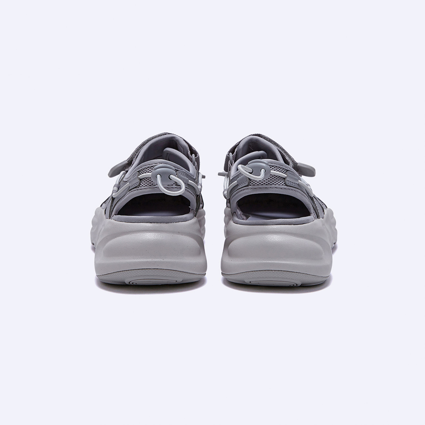 오즈웨이브 샌들 그레이 투 실버 메탈릭 / JS4580